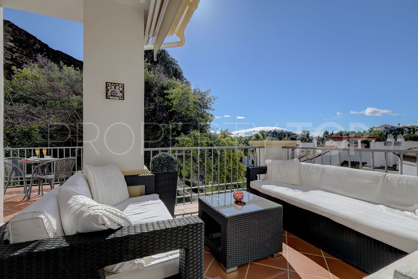 For sale Los Arqueros ground floor apartment