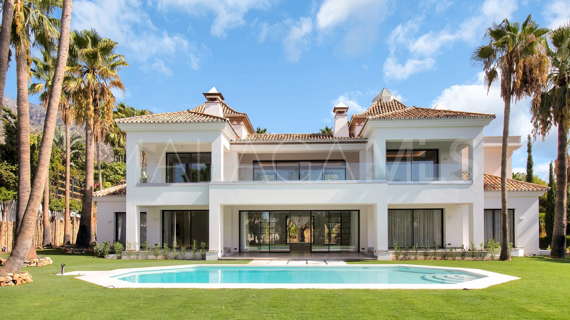 Se vende villa de 6 bedrooms in Sierra Blanca