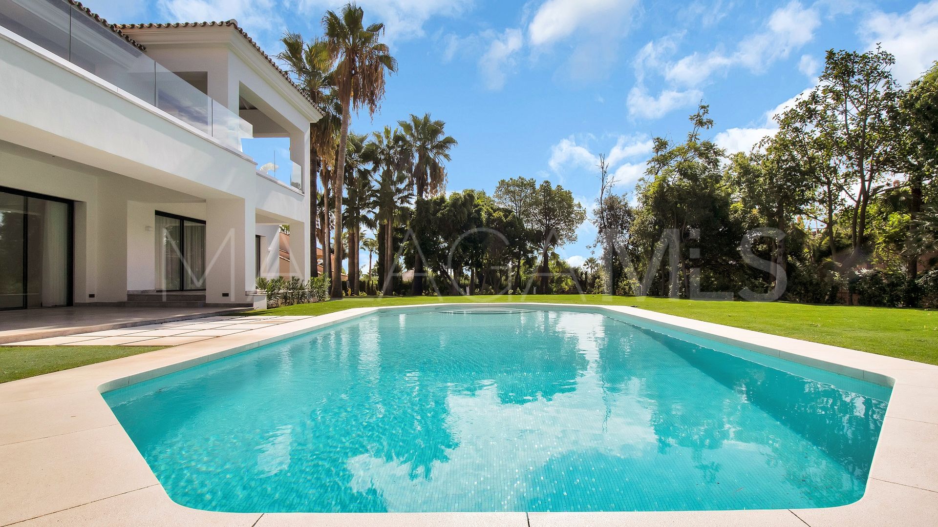 Se vende villa de 6 bedrooms in Sierra Blanca