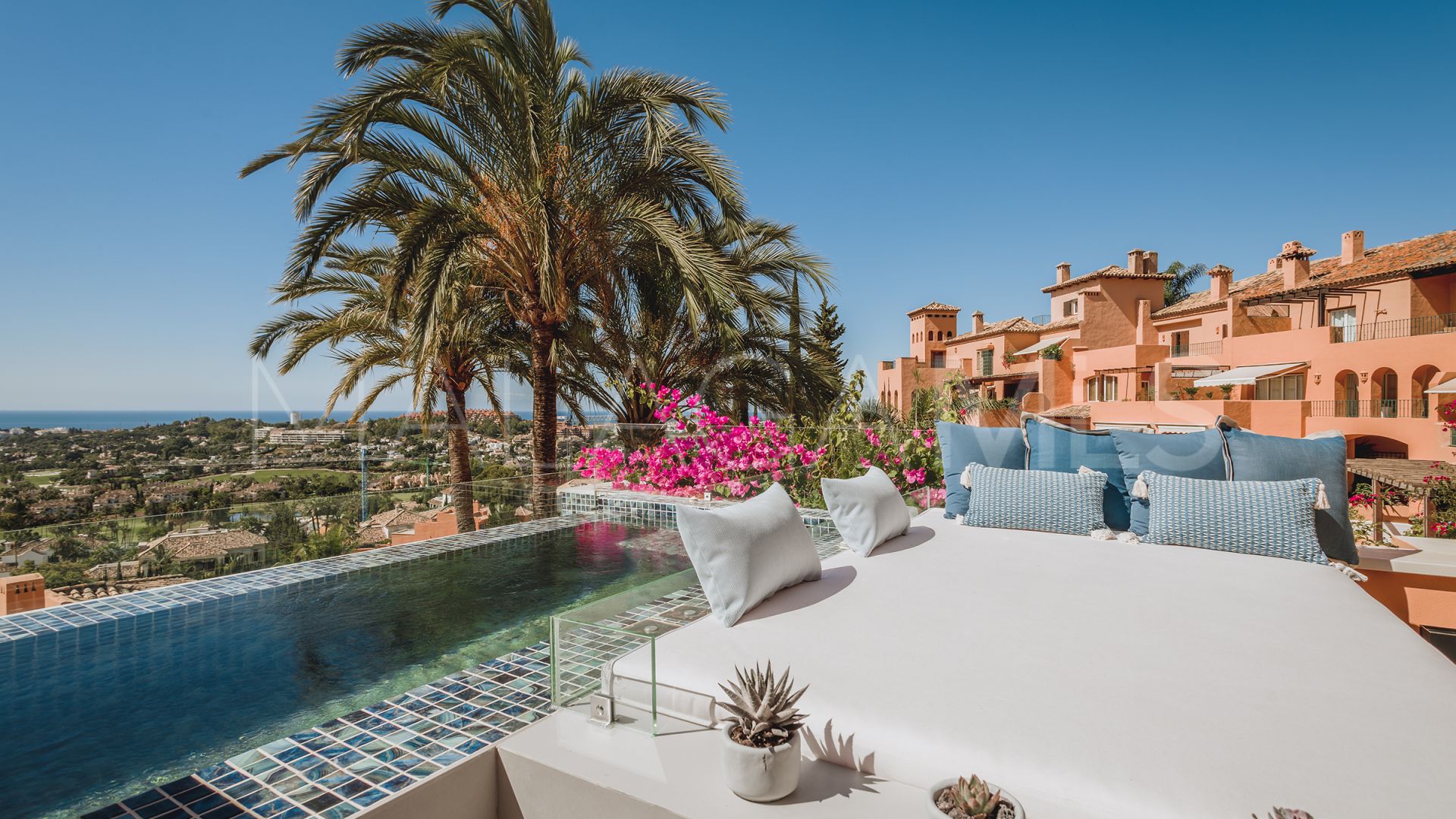 Nueva Andalucia, Ático de 3 bedrooms a la venta