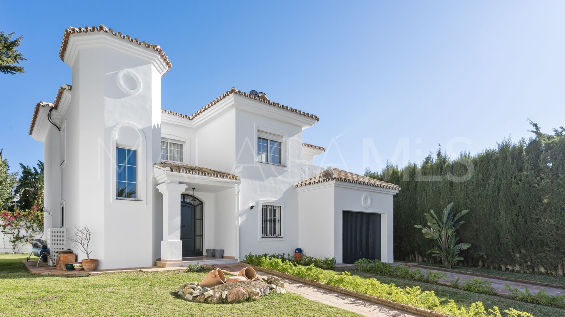 Villa for sale in Mijas Golf