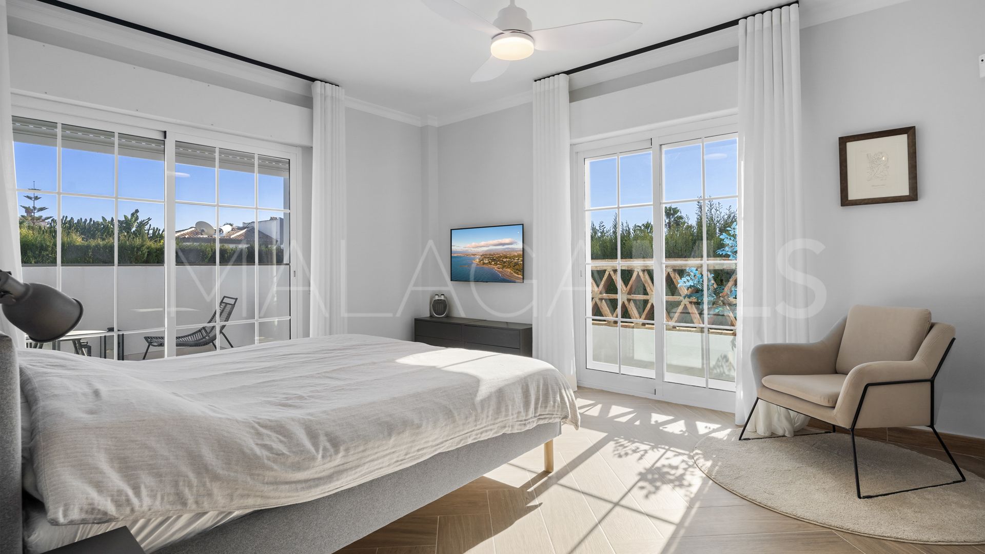 Villa for sale in Mijas Golf