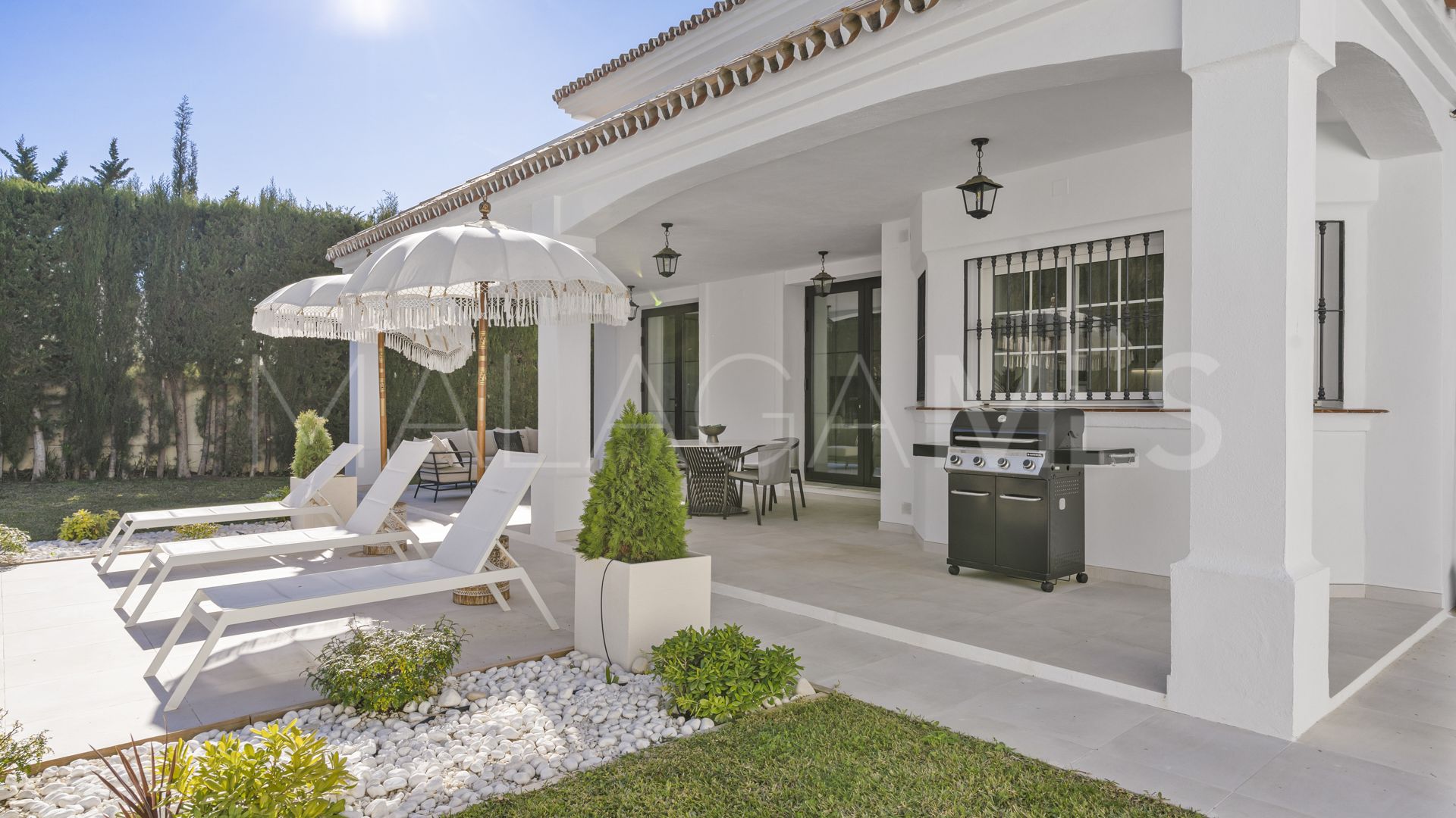Villa for sale in Mijas Golf
