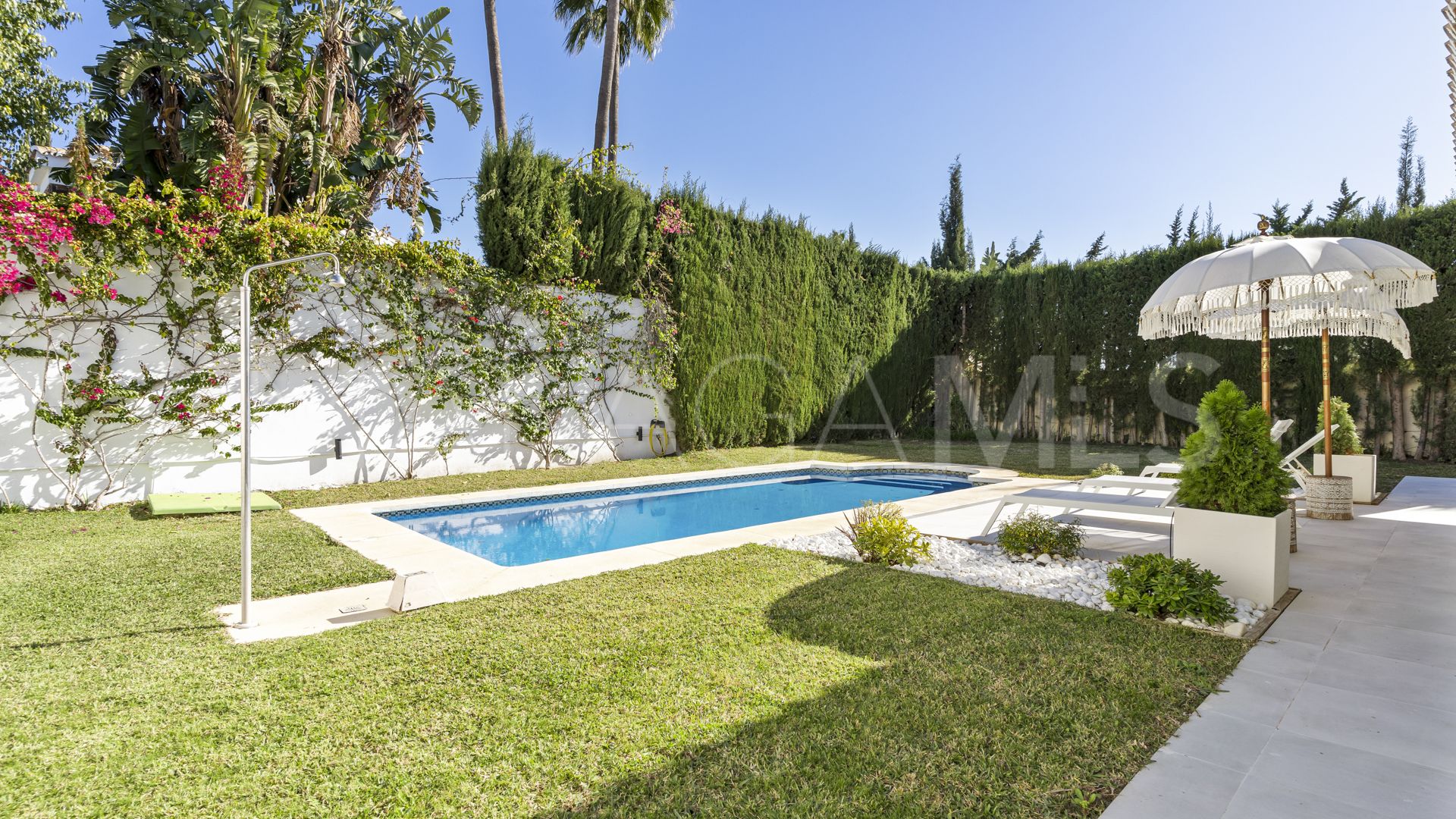 Villa for sale in Mijas Golf