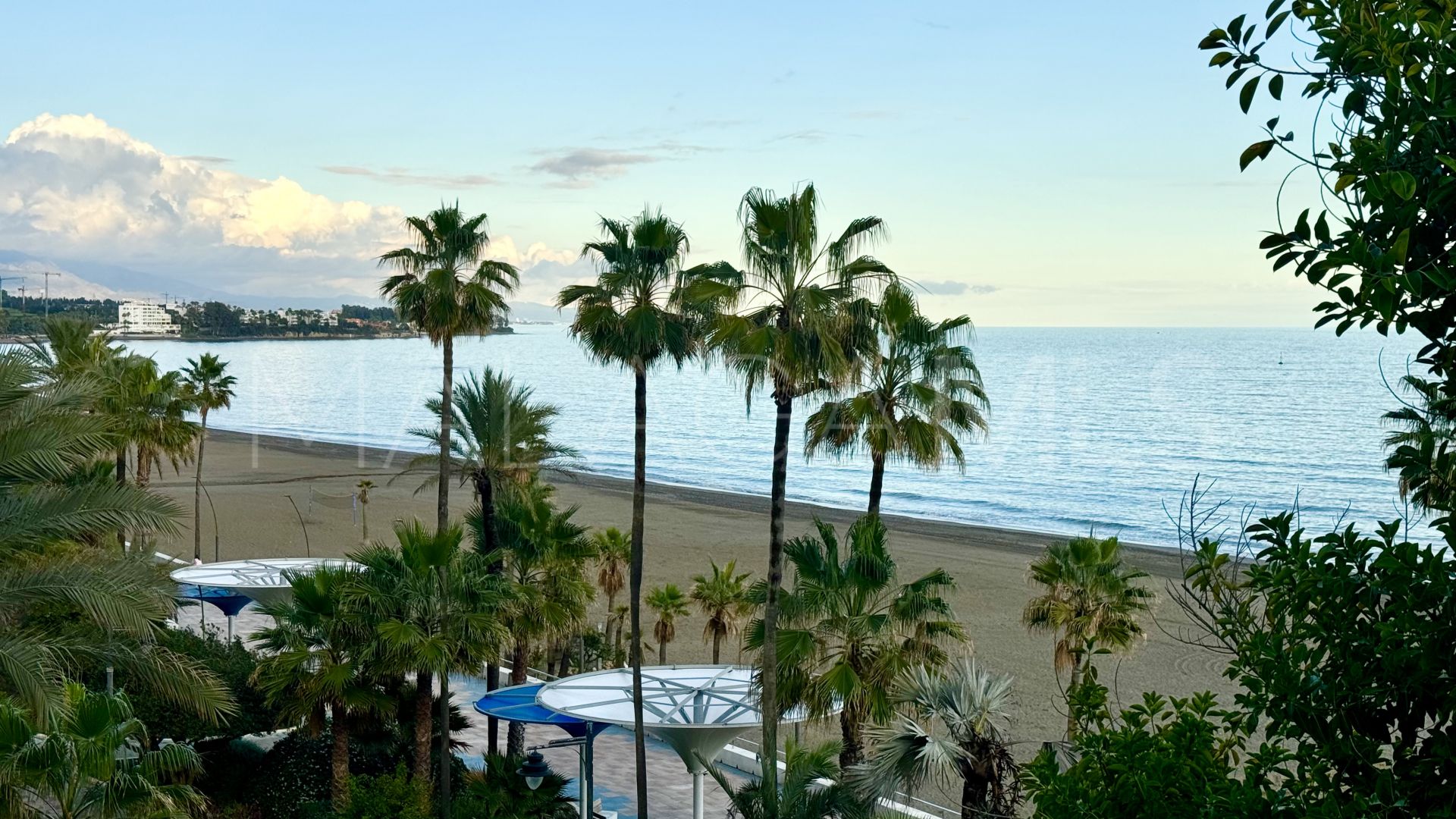 Wohnung for sale in Estepona Stadt