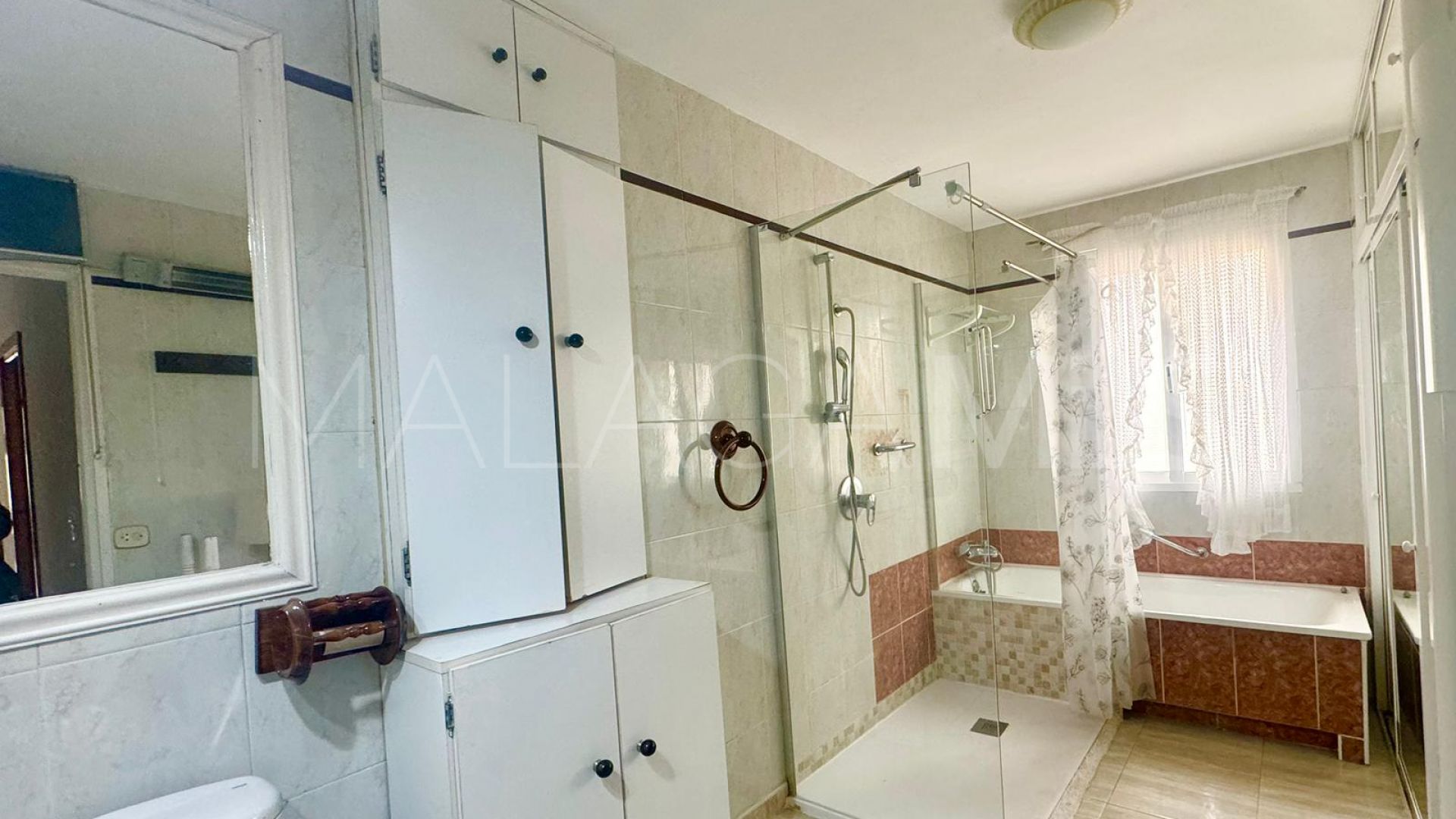 Wohnung for sale in Estepona Stadt