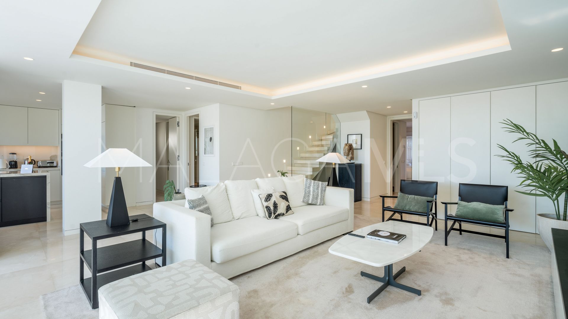 Duplex penthouse for sale in Marina Puente Romano