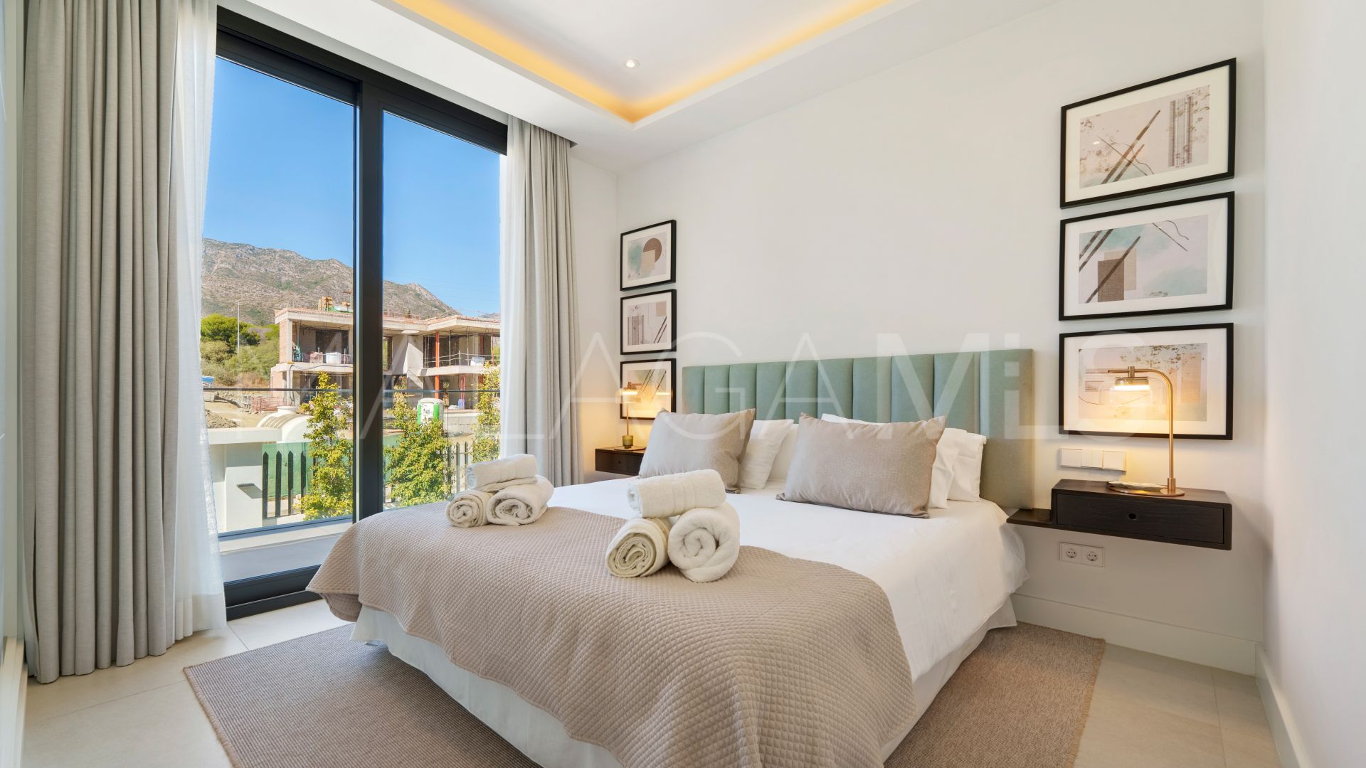 Villa for sale in Altos de Puente Romano