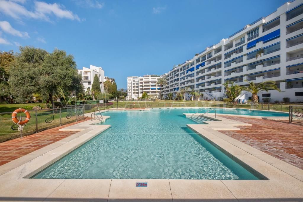 Takvåning for sale in Jardines del Puerto