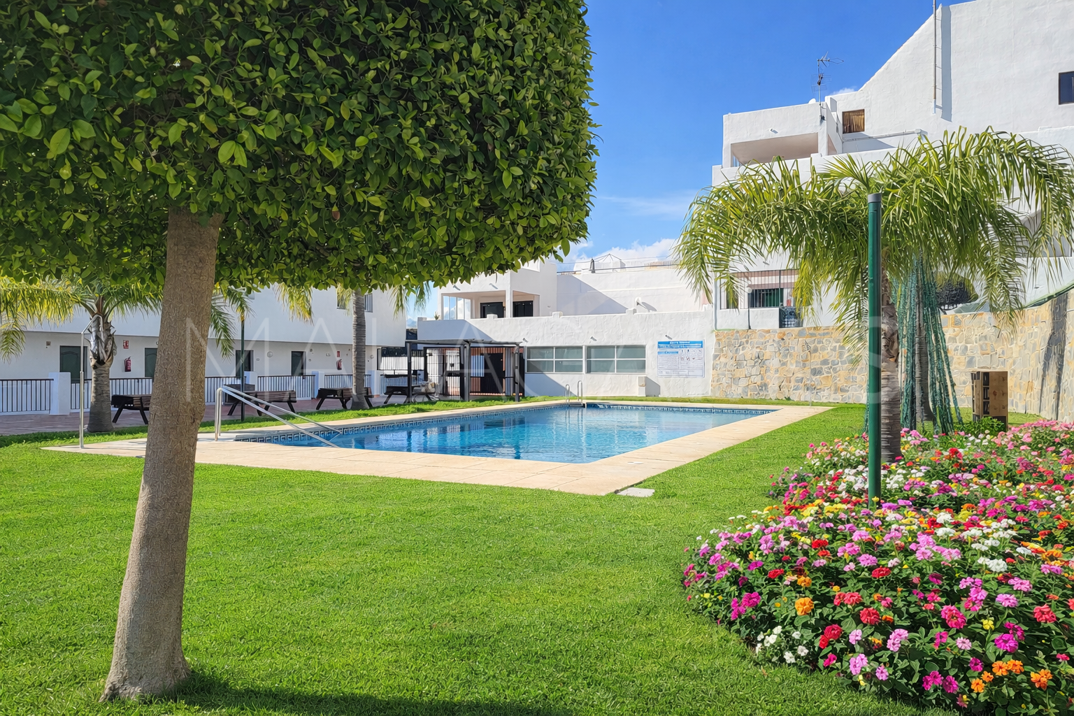 For sale Forest Hills duplex with 1 bedroom