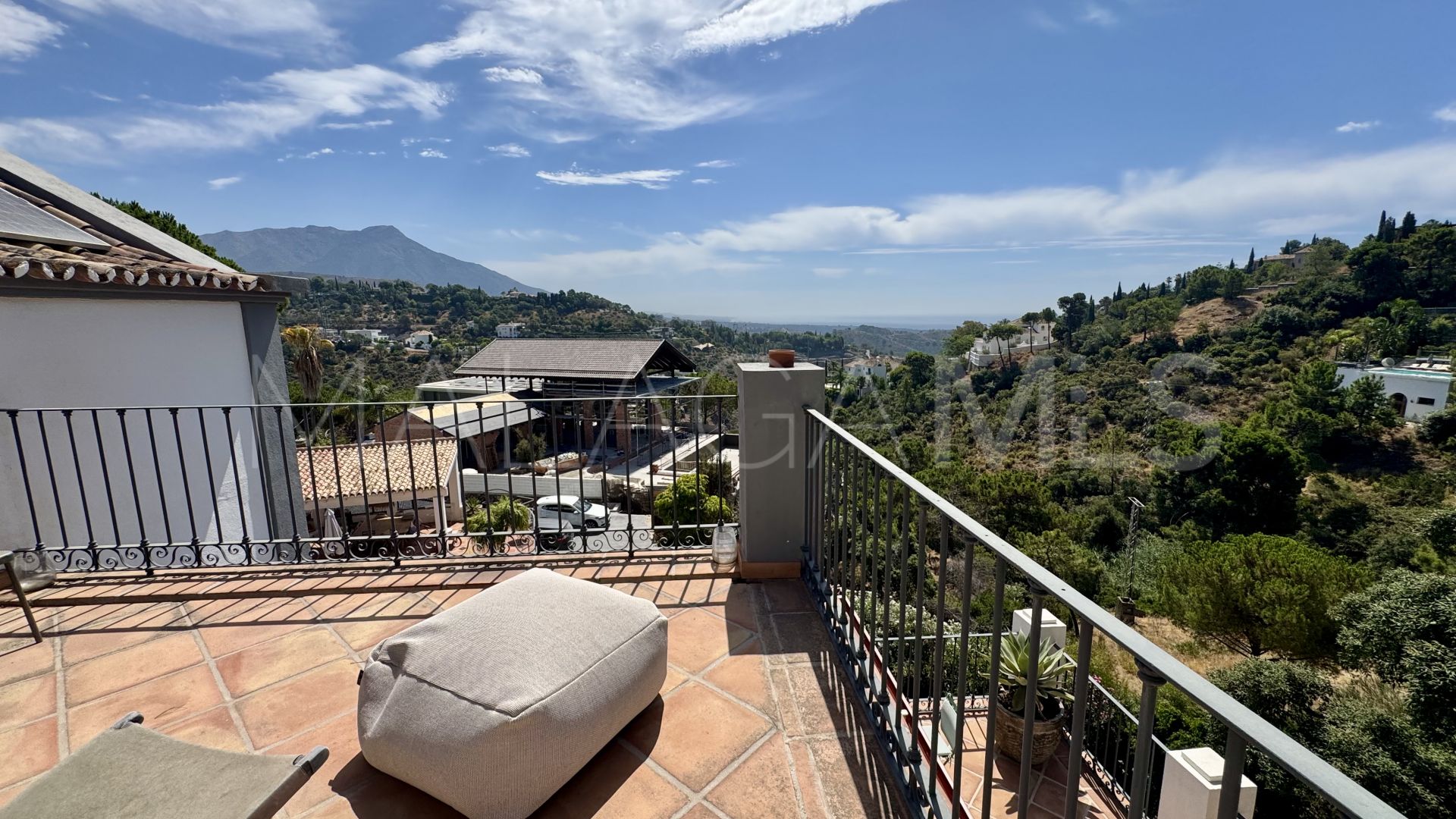 Villa for sale in El Madroñal