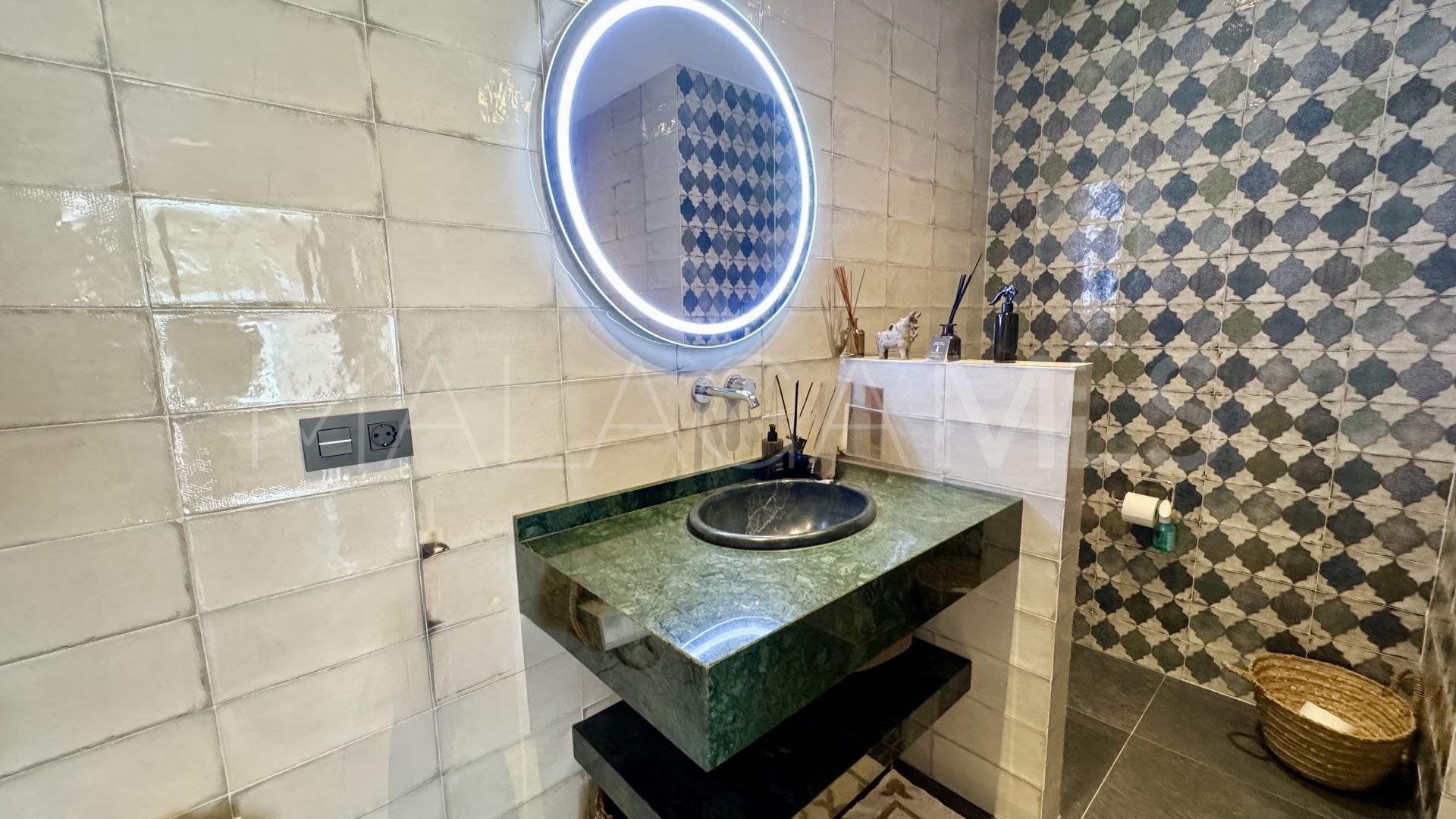 Villa for sale in El Madroñal