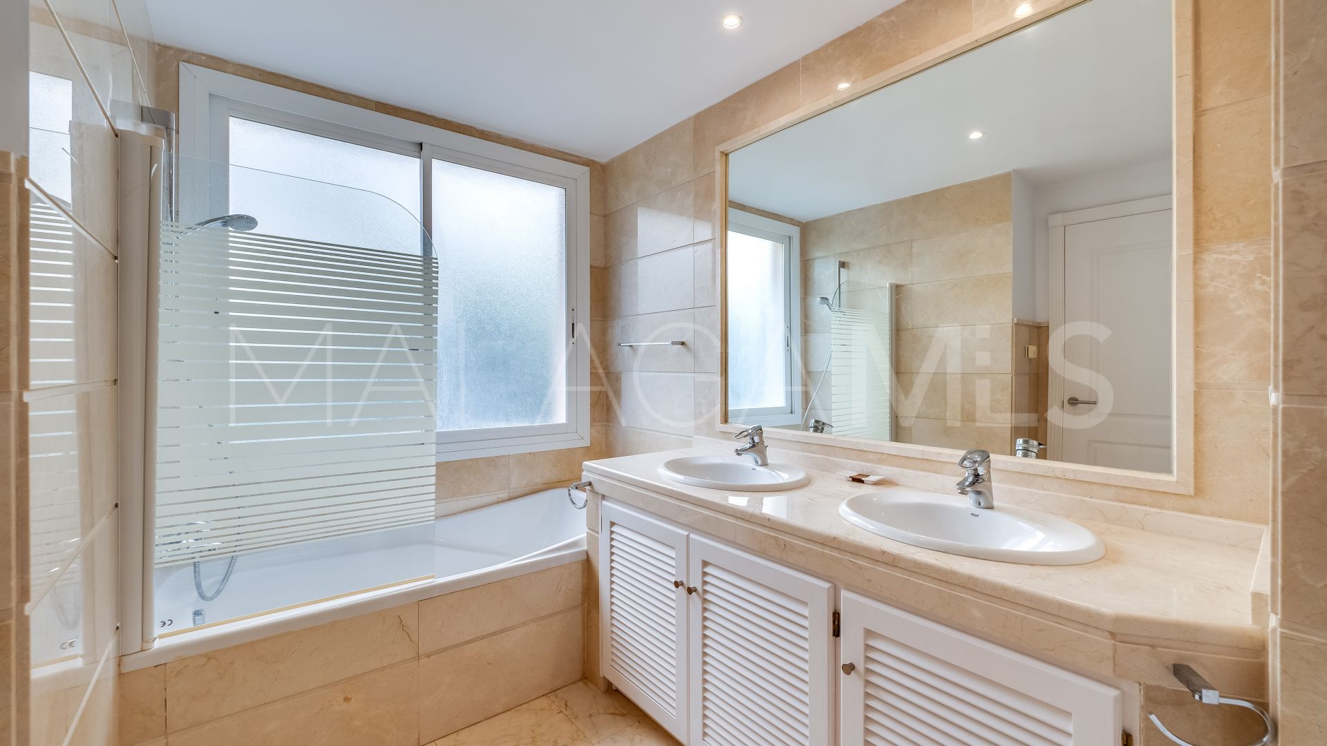 Appartement for sale in Albatross Hill