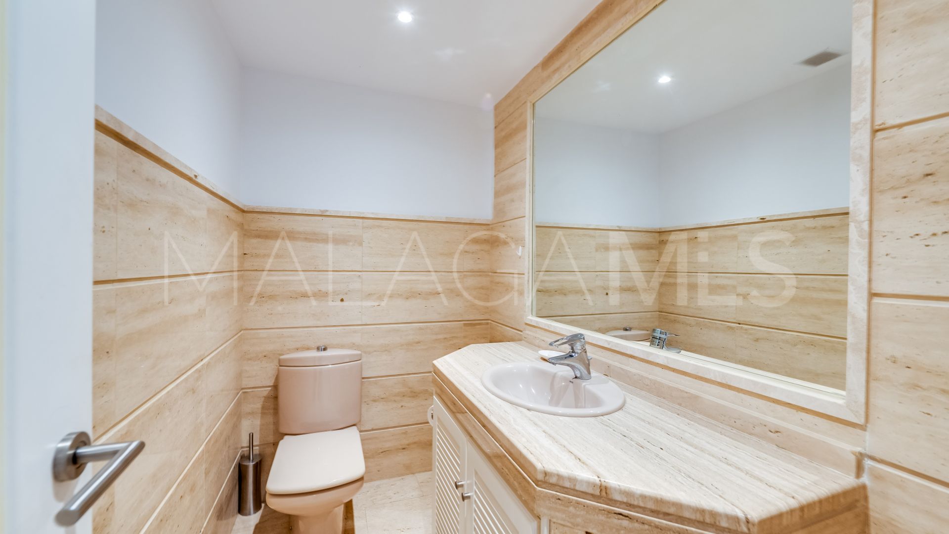 Appartement for sale in Albatross Hill