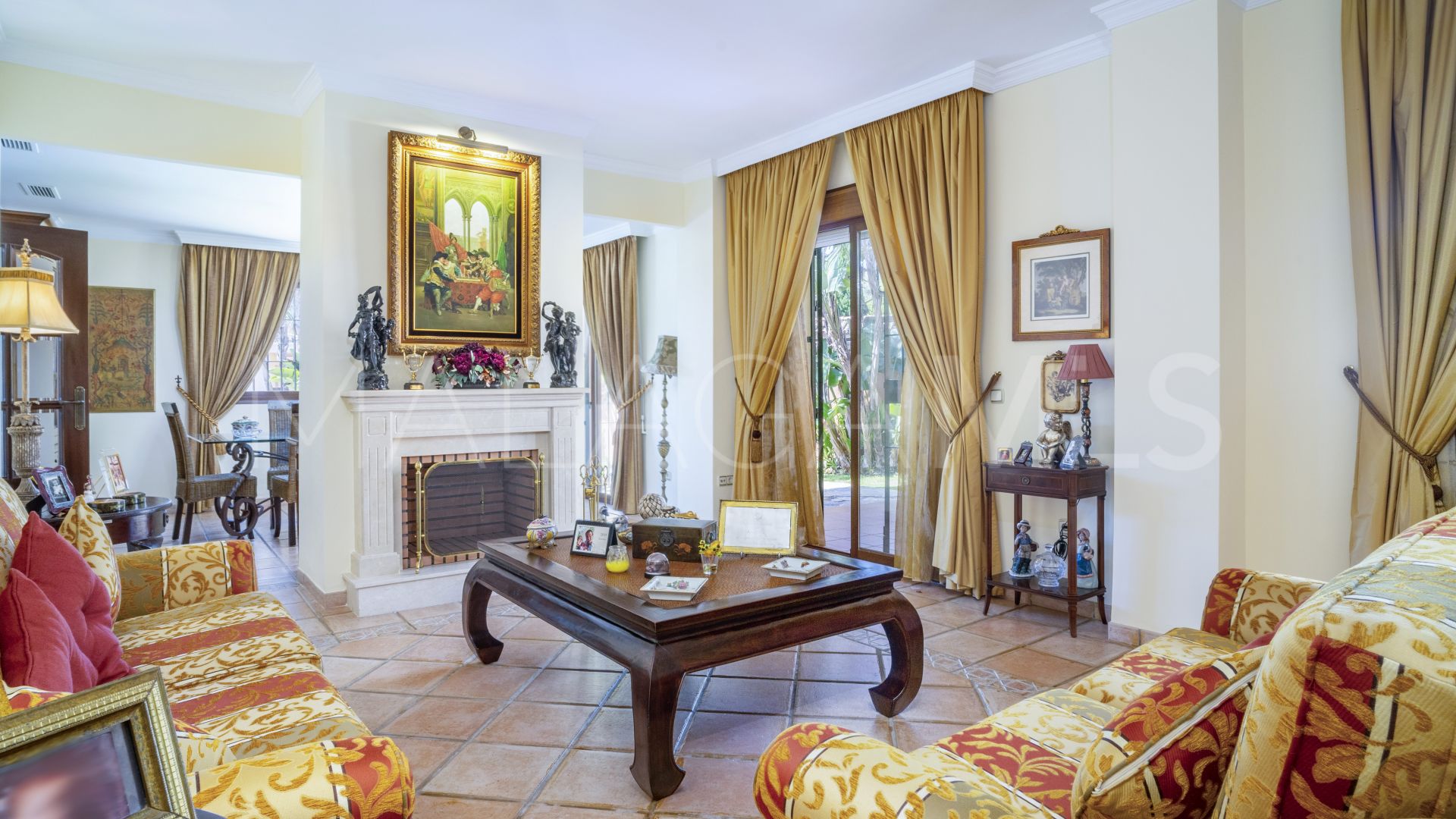 Villa for sale in Guadalmina Alta