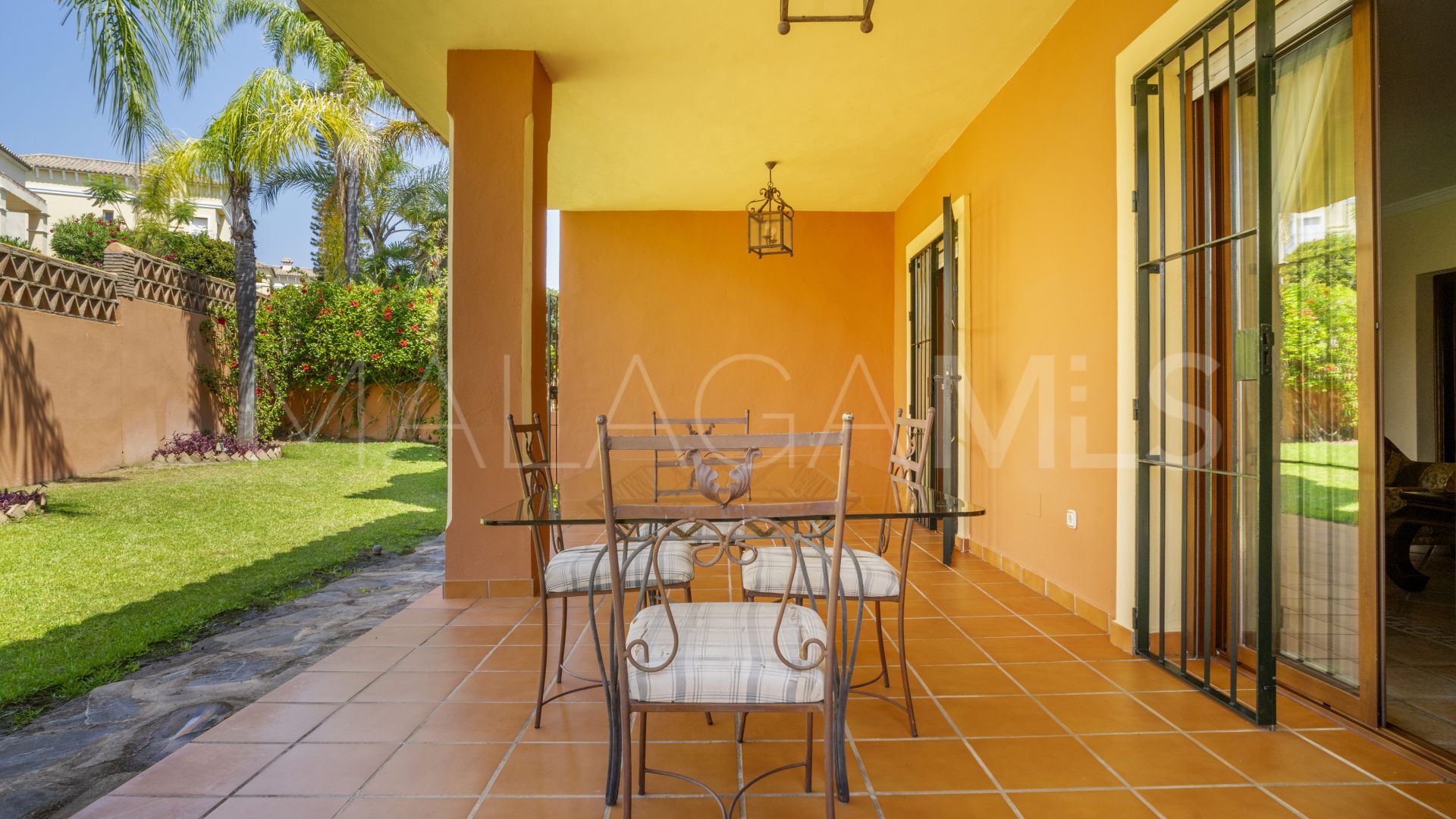 Villa for sale in Guadalmina Alta