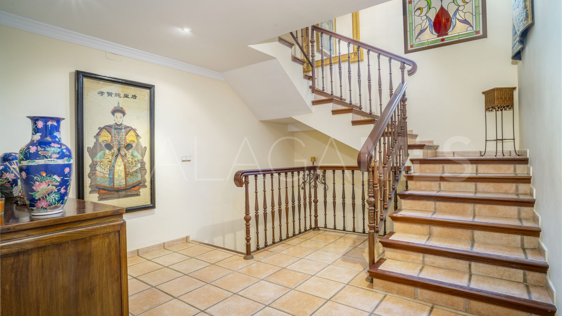 Villa for sale in Guadalmina Alta