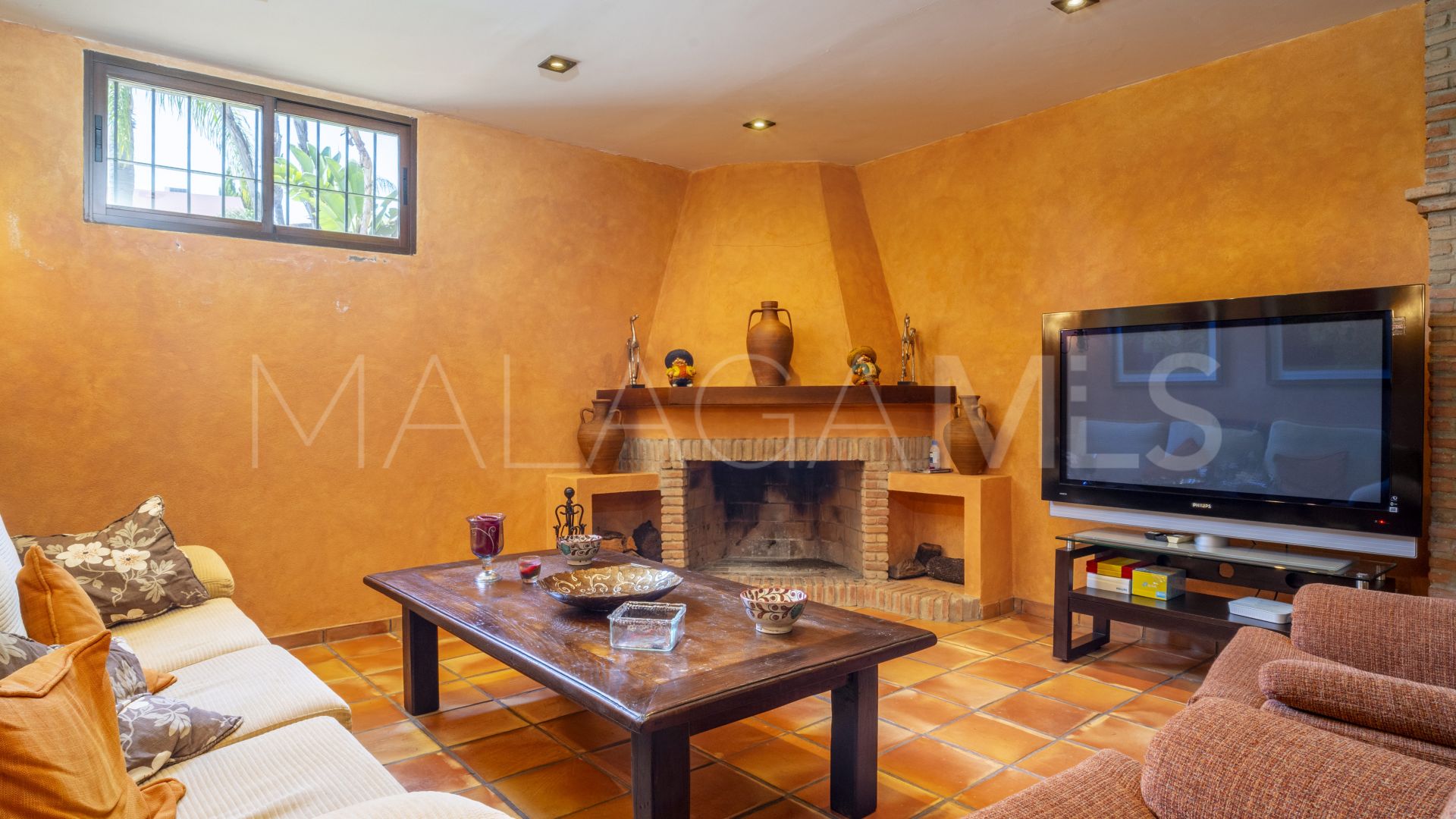 Villa for sale in Guadalmina Alta