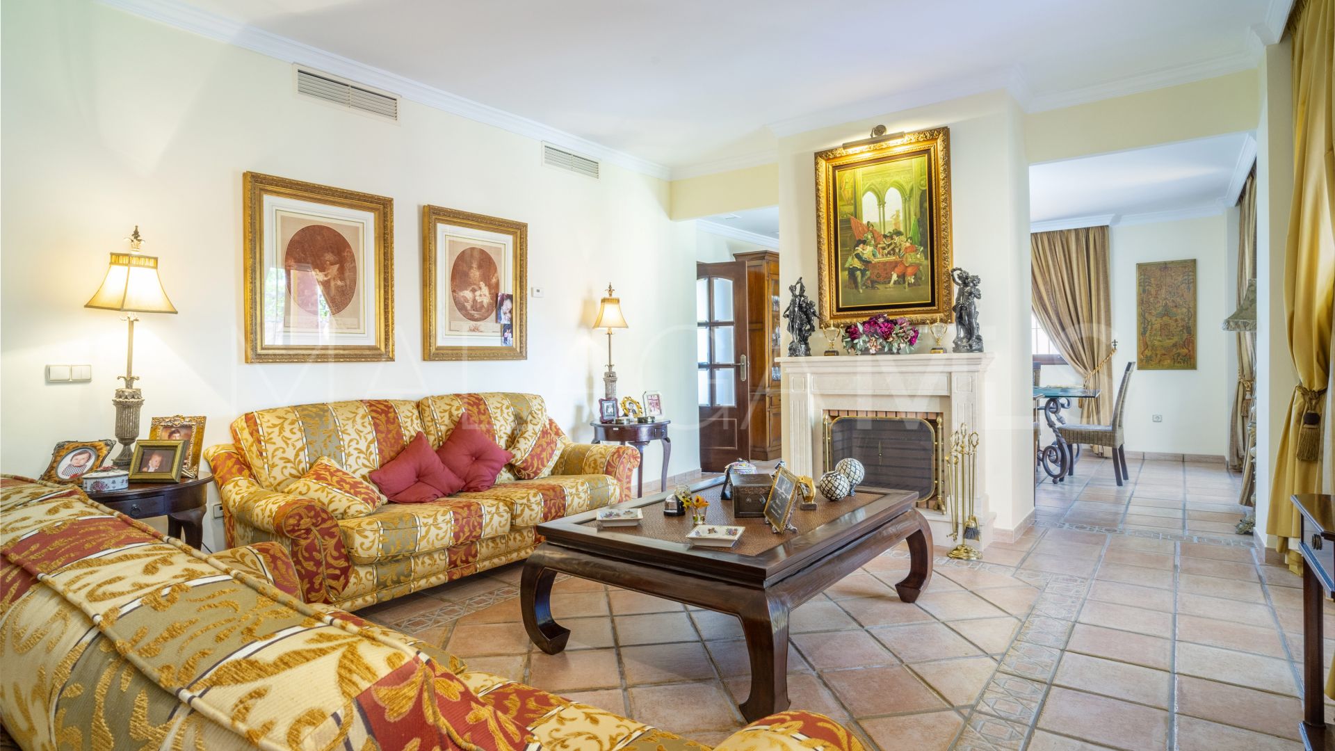 Villa for sale in Guadalmina Alta