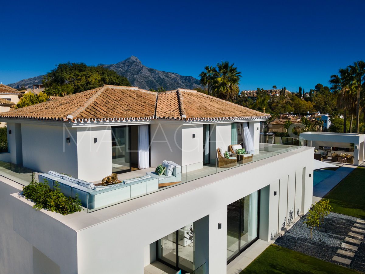 For sale Nueva Andalucia 4 bedrooms villa