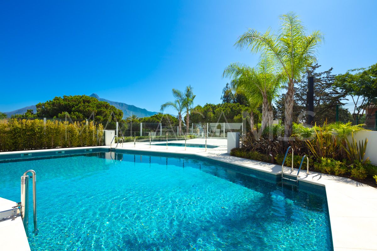 Einfamilienhaushälfte for sale in Nueva Andalucia