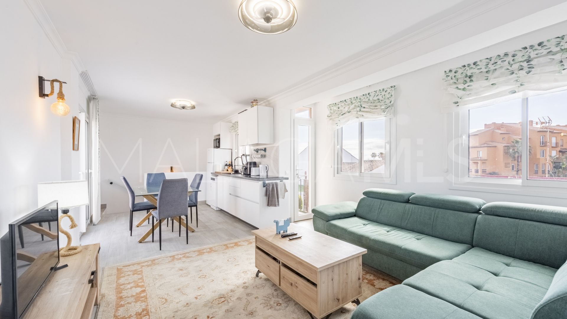 Radhus for sale in Castillo de la Duquesa