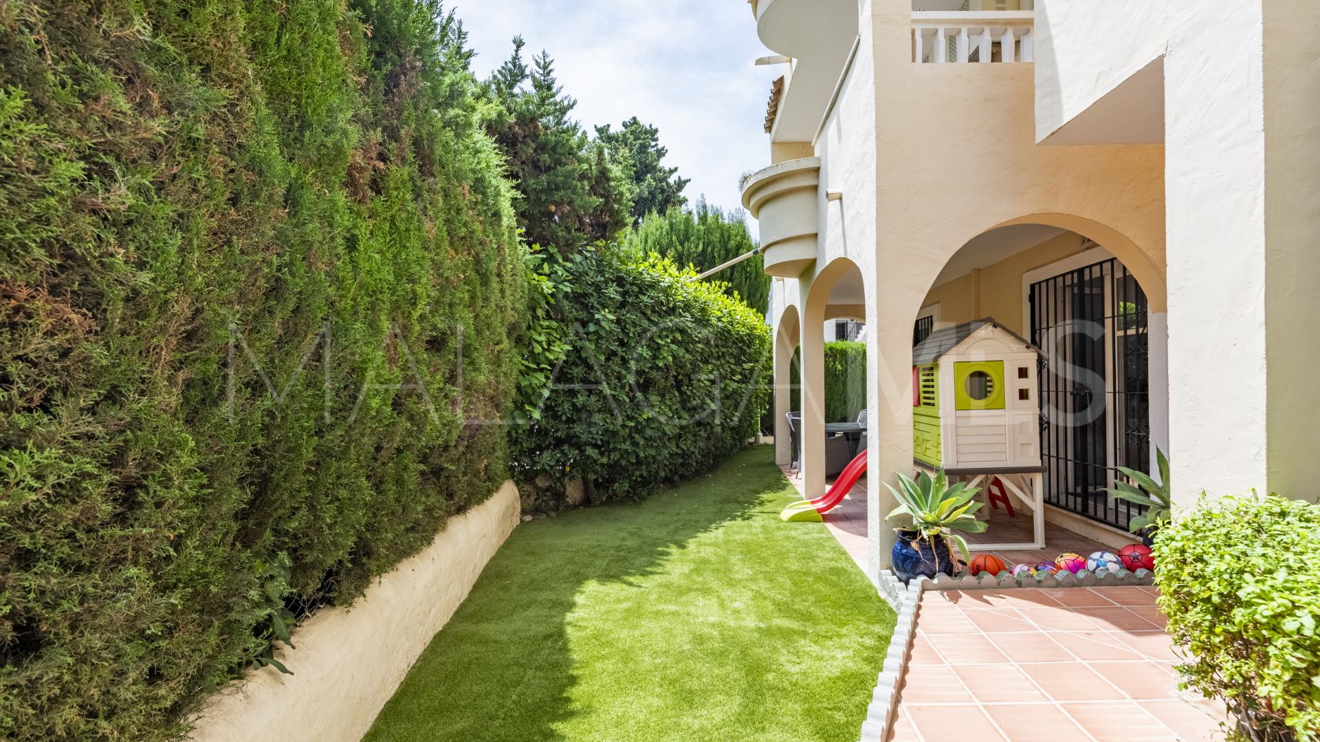 Buy apartamento planta baja de 3 bedrooms in El Paraiso