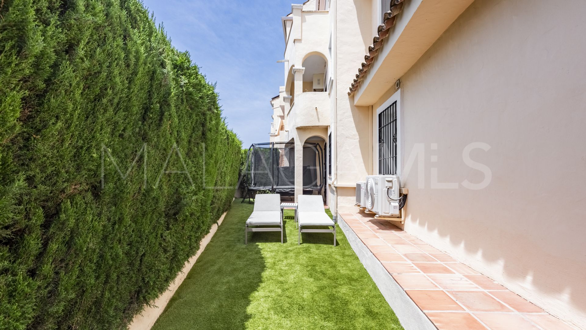 Buy apartamento planta baja de 3 bedrooms in El Paraiso