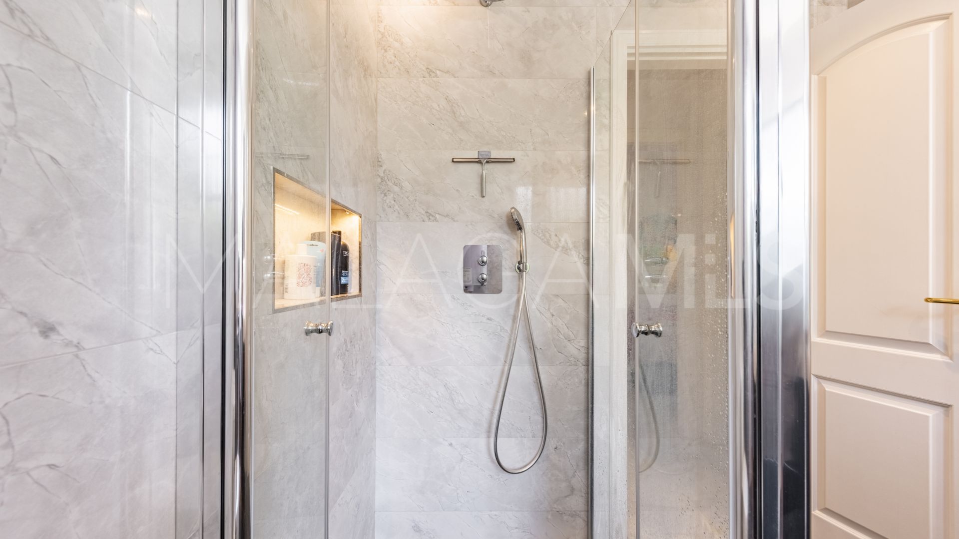 Buy apartamento planta baja de 3 bedrooms in El Paraiso