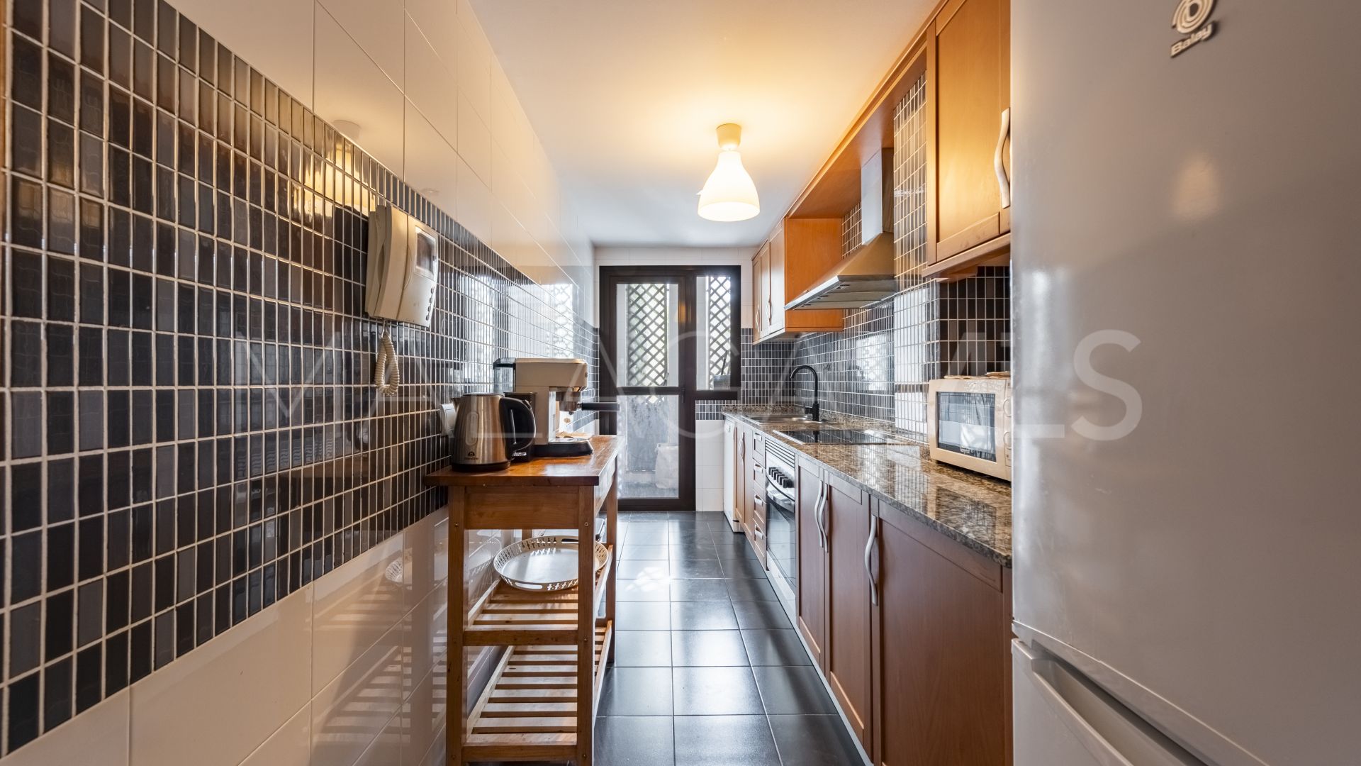 Erdgeschosswohnung for sale in Estepona Ost
