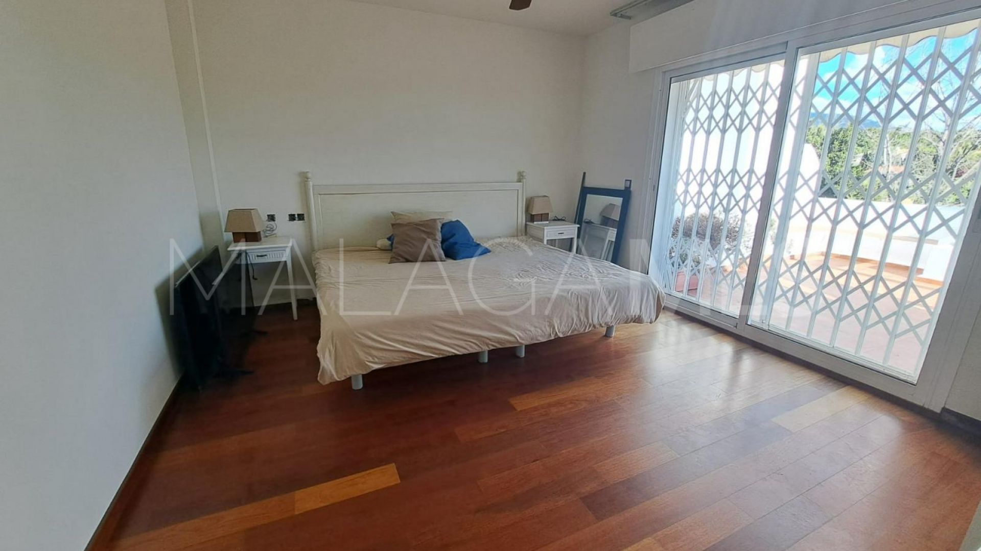 Atico for sale in Nagüeles de 3 bedrooms