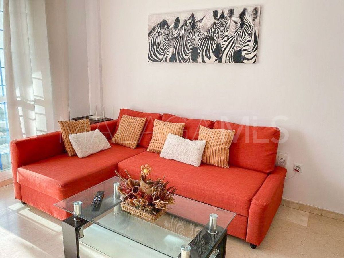 Ground floor apartment with 2 bedrooms for sale in Calahonda