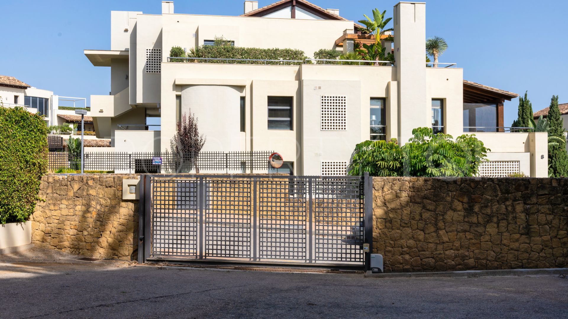 Apartamento con 3 dormitorios en venta en Marbella Golden Mile