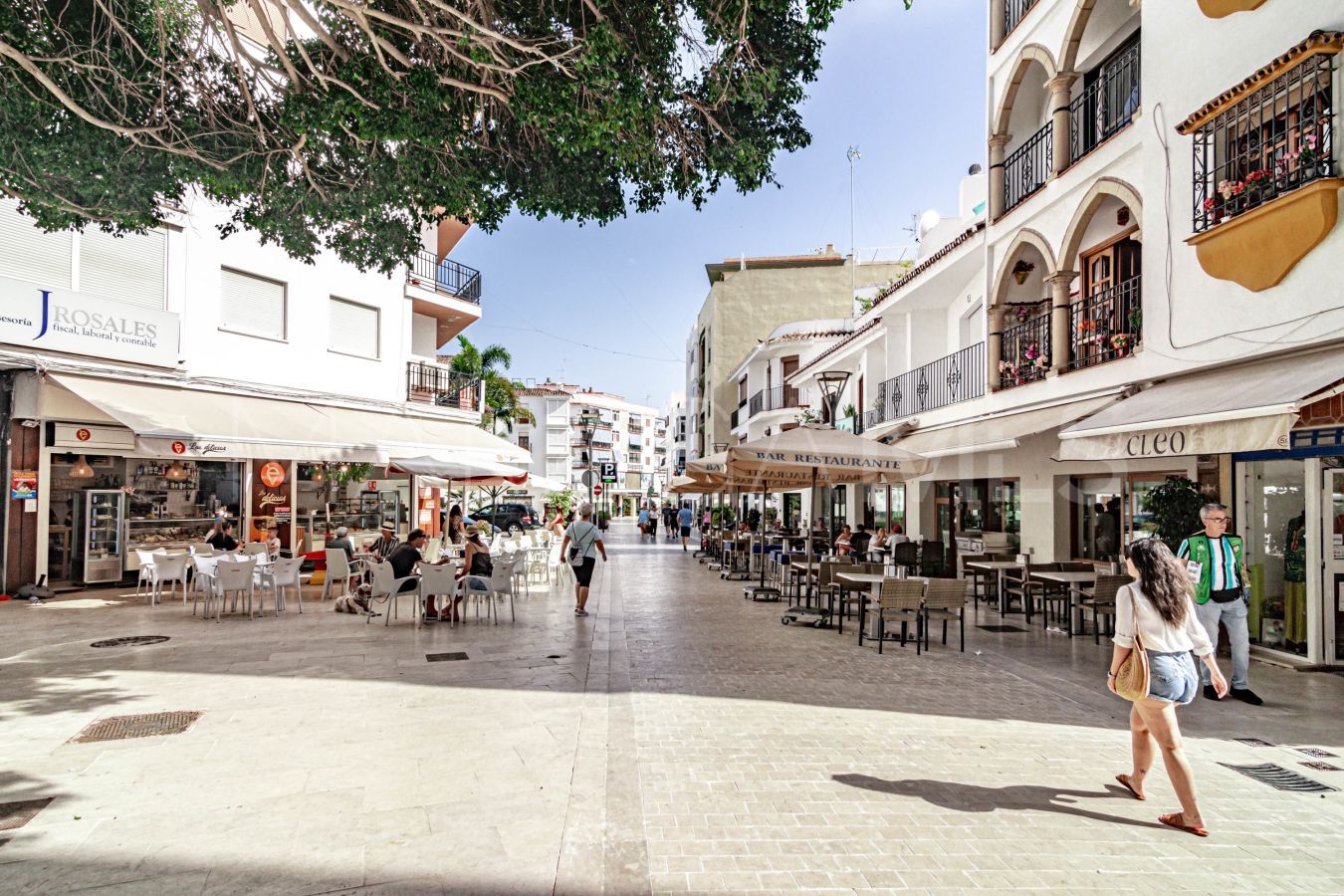 Buy apartamento with 3 bedrooms in Estepona Casco Antiguo