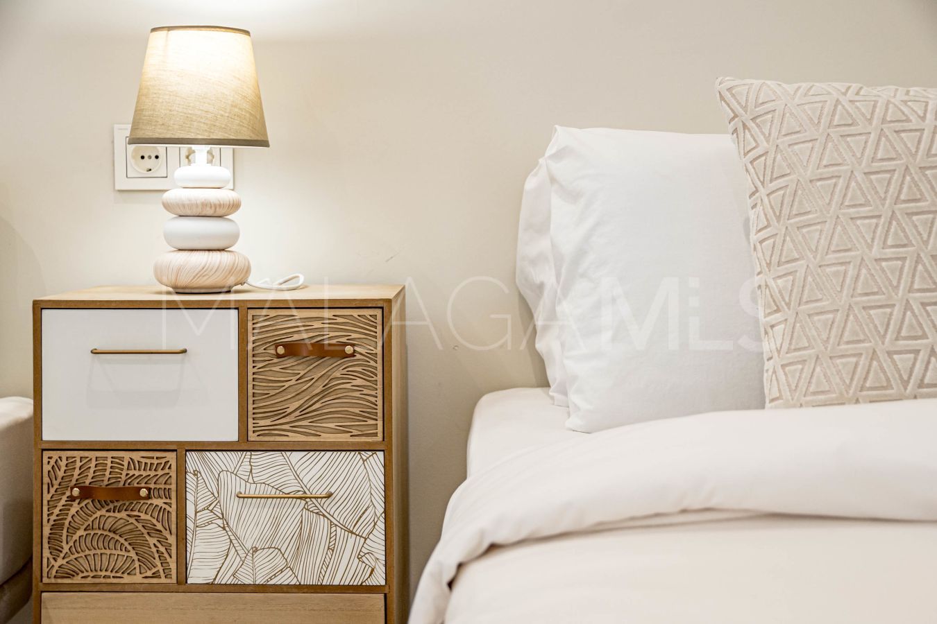 Buy apartamento with 3 bedrooms in Estepona Casco Antiguo