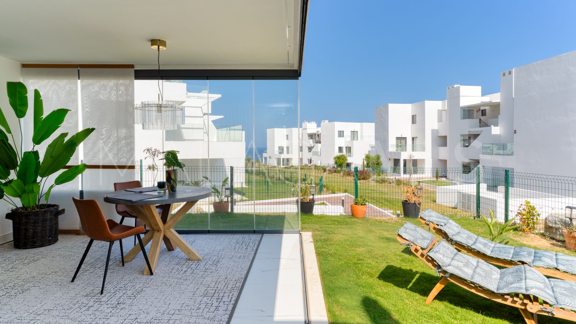 Markplanslägenhet for sale in Camarate Golf