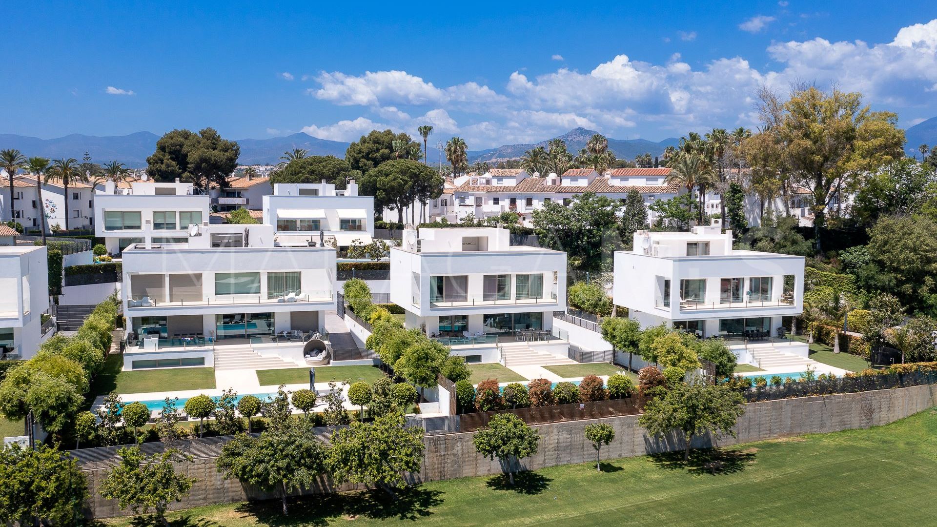 Villa for sale in Atalaya