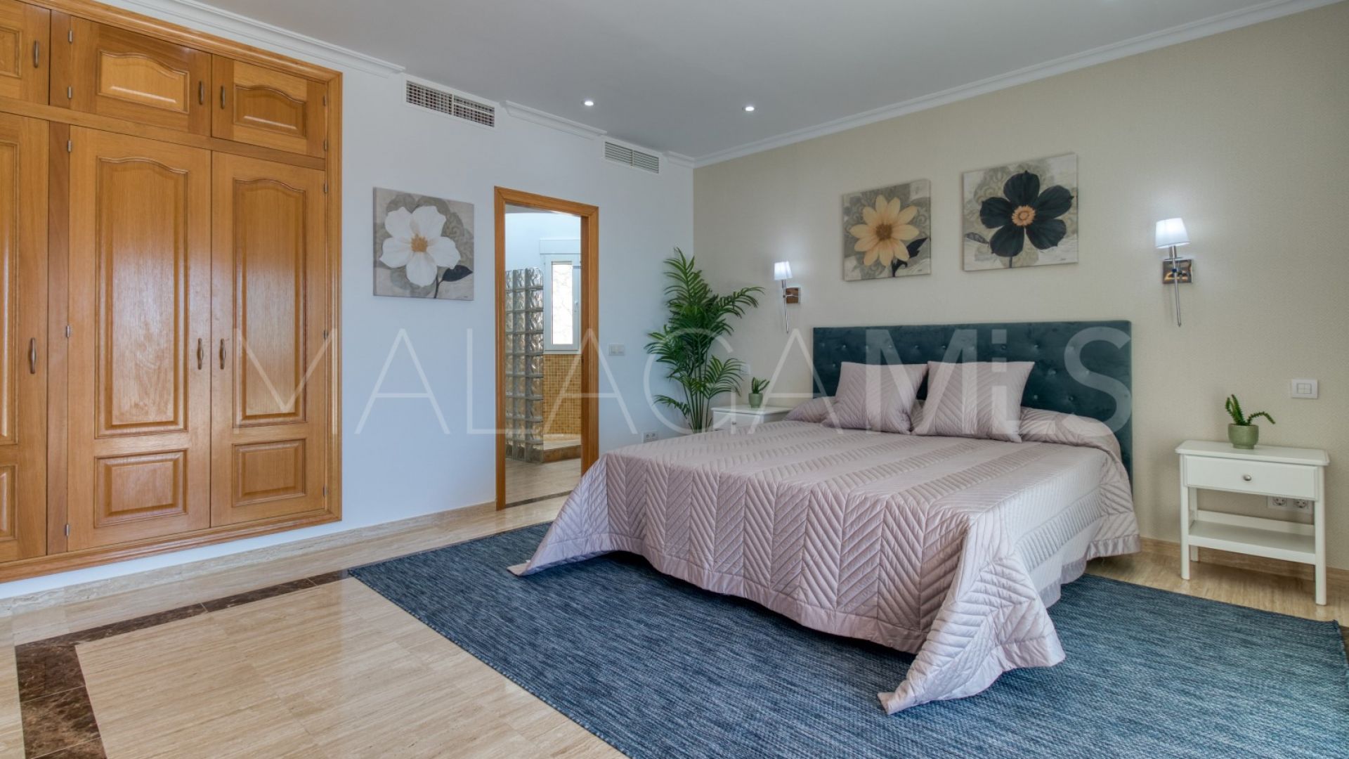 Villa for sale in Valtocado