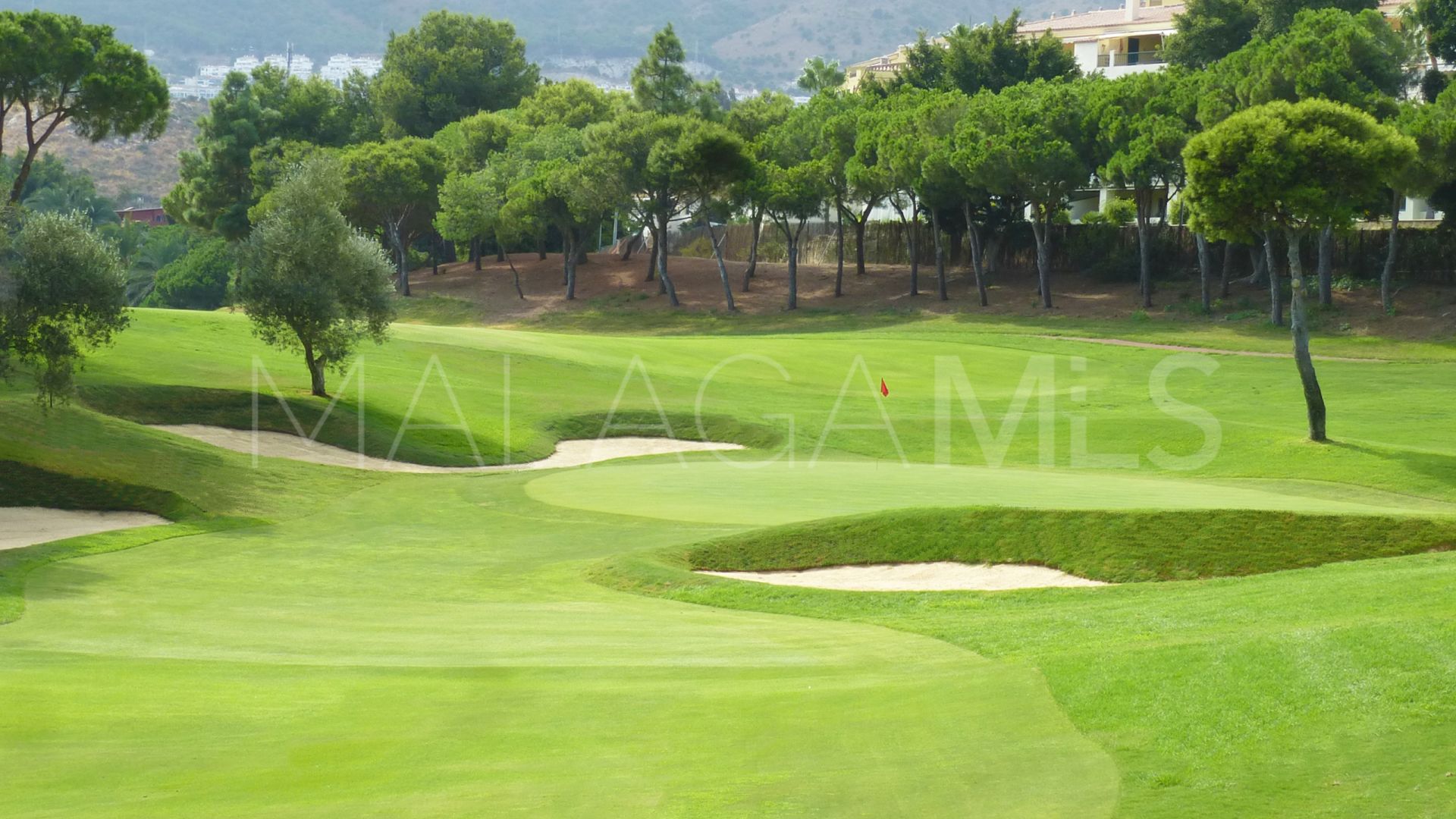 For sale penthouse in Benalmadena Costa with 3 bedrooms