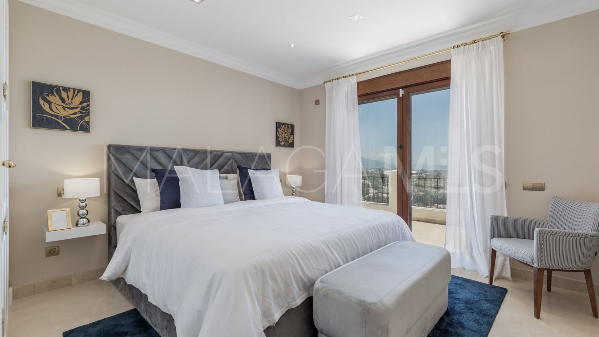 Villa for sale in Paraiso Alto