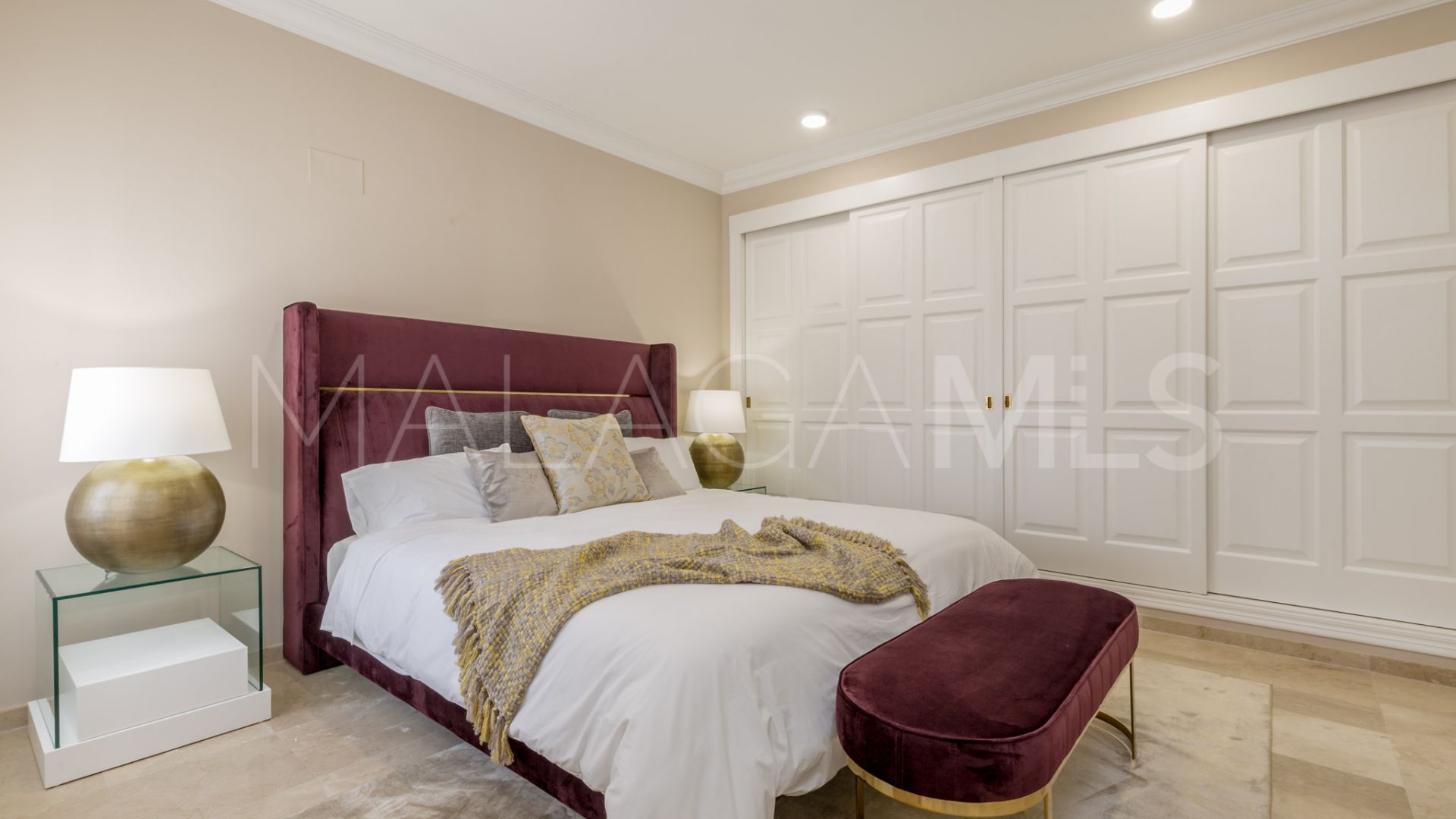 Villa for sale in Paraiso Alto
