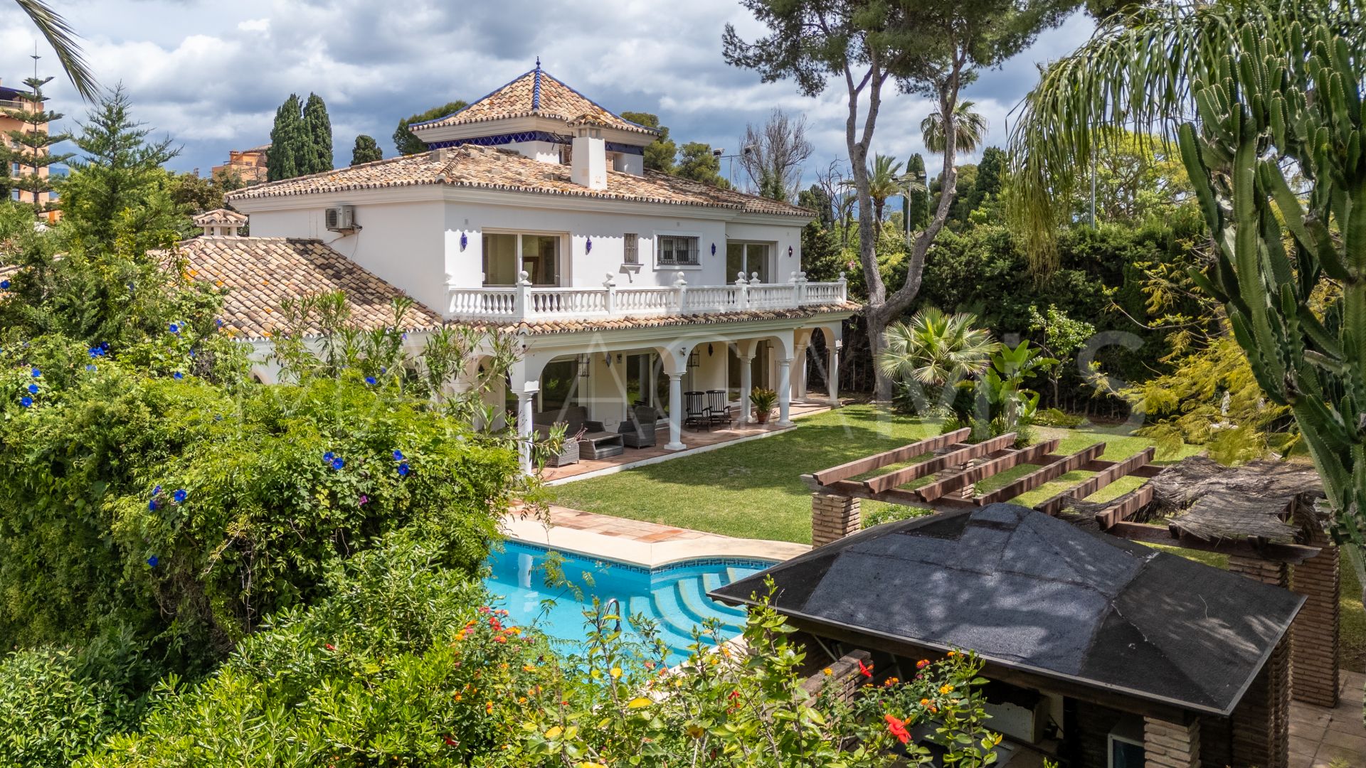 Villa for sale in Paraiso Barronal
