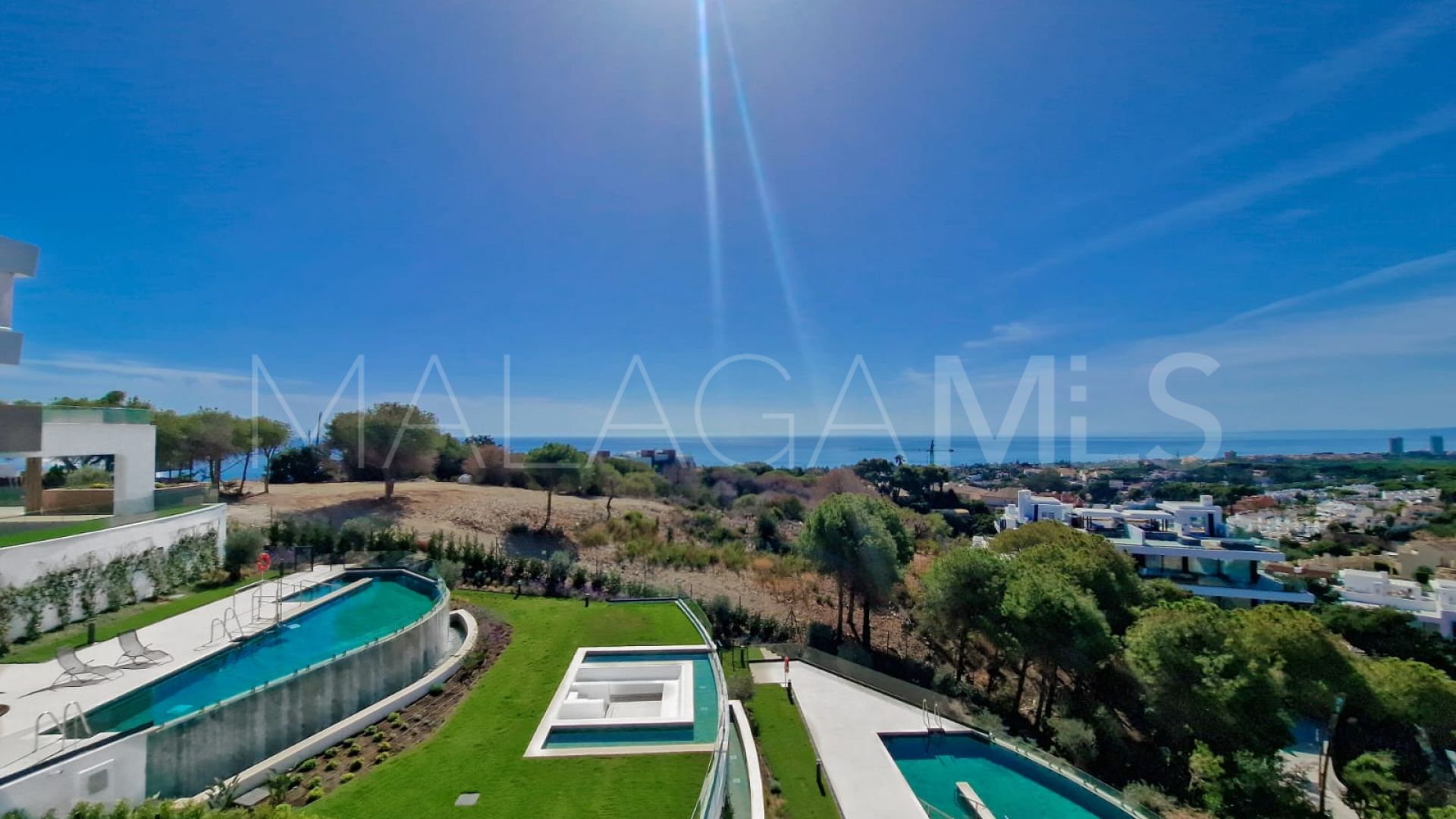 Ático for sale in Cabopino de 4 bedrooms