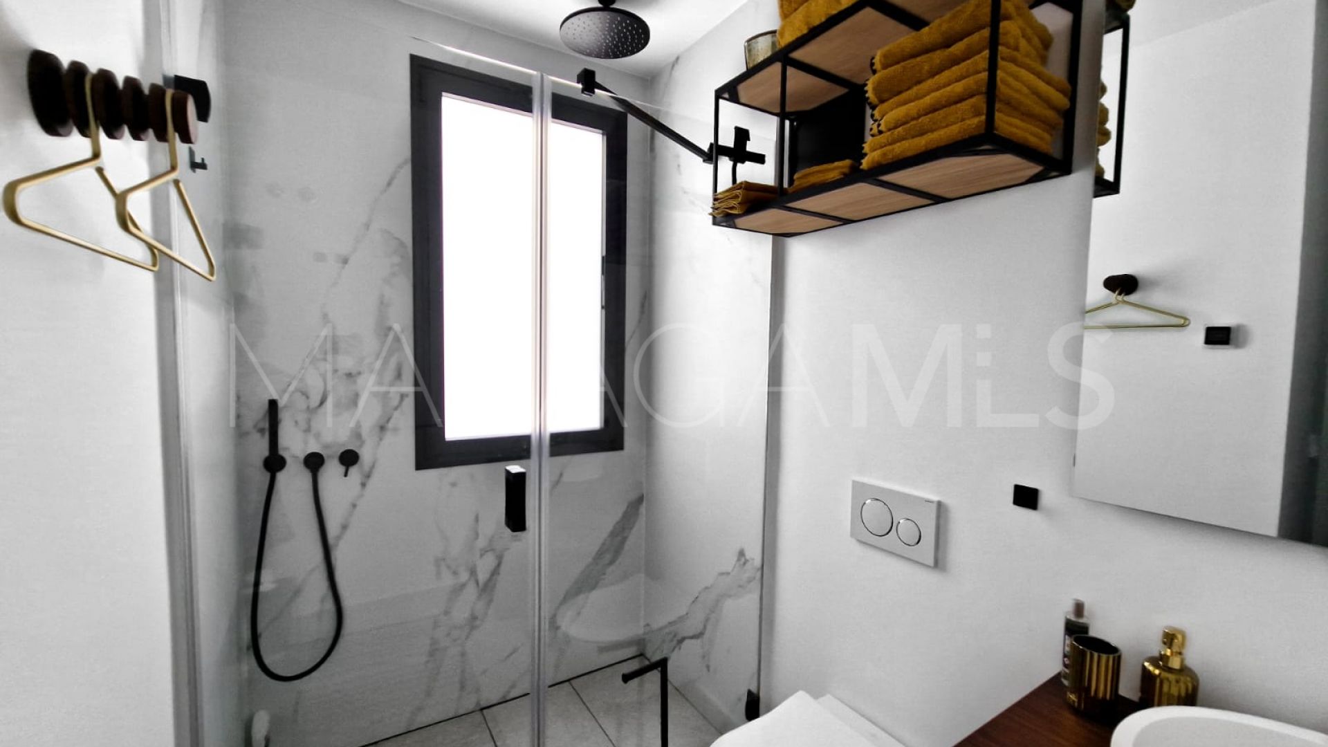 Ático for sale in Cabopino de 4 bedrooms
