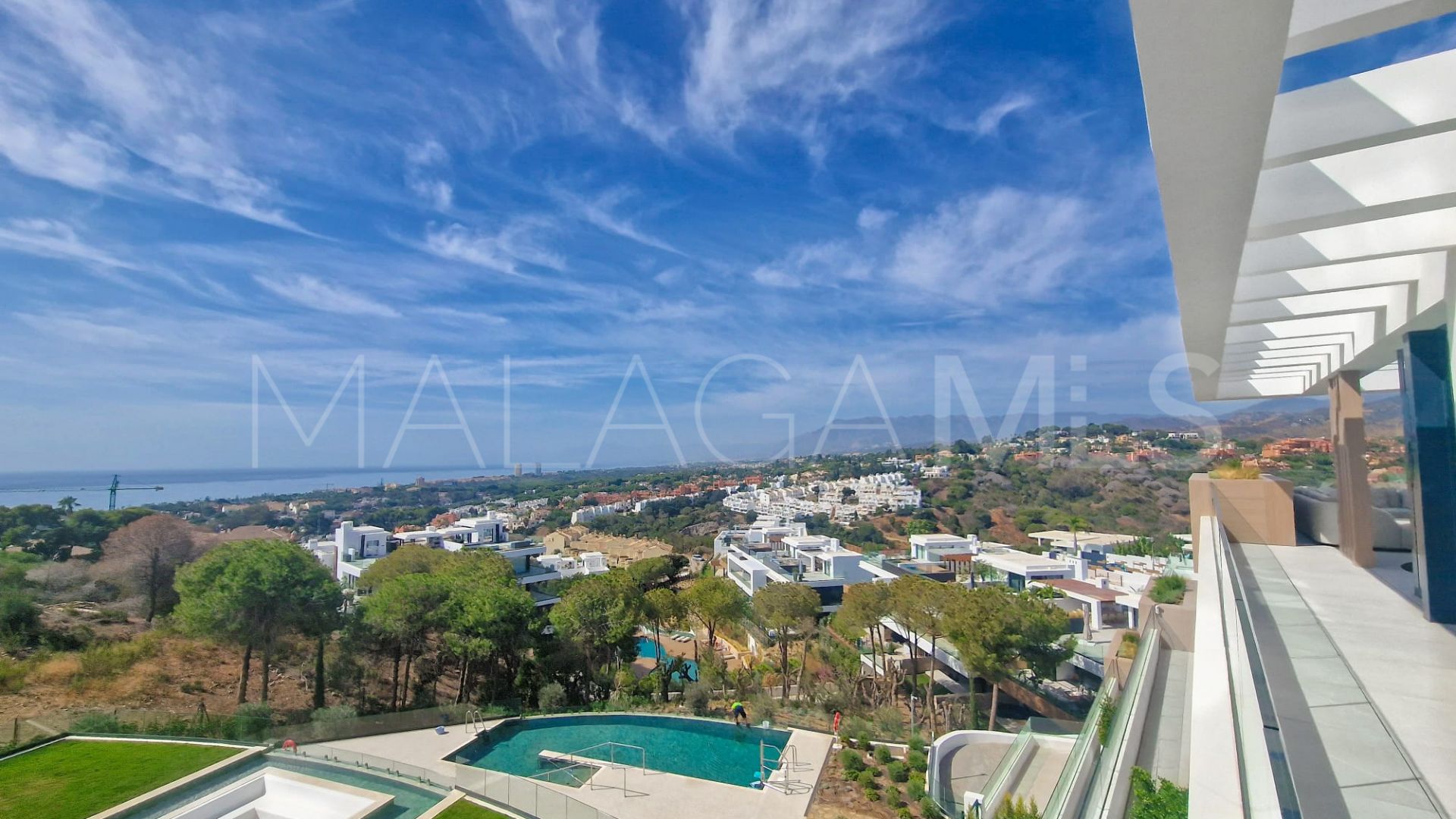 Ático for sale in Cabopino de 4 bedrooms