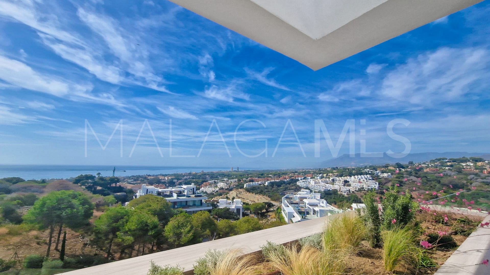 Ático for sale in Cabopino de 4 bedrooms