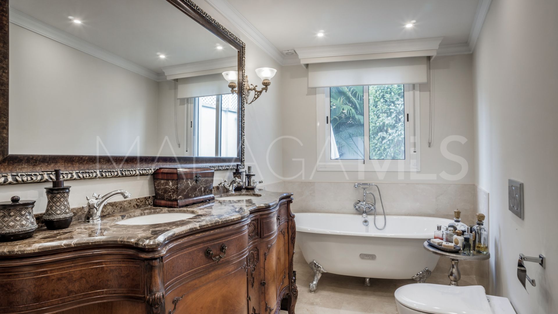 Adosado for sale de 4 bedrooms in Marbella Centro