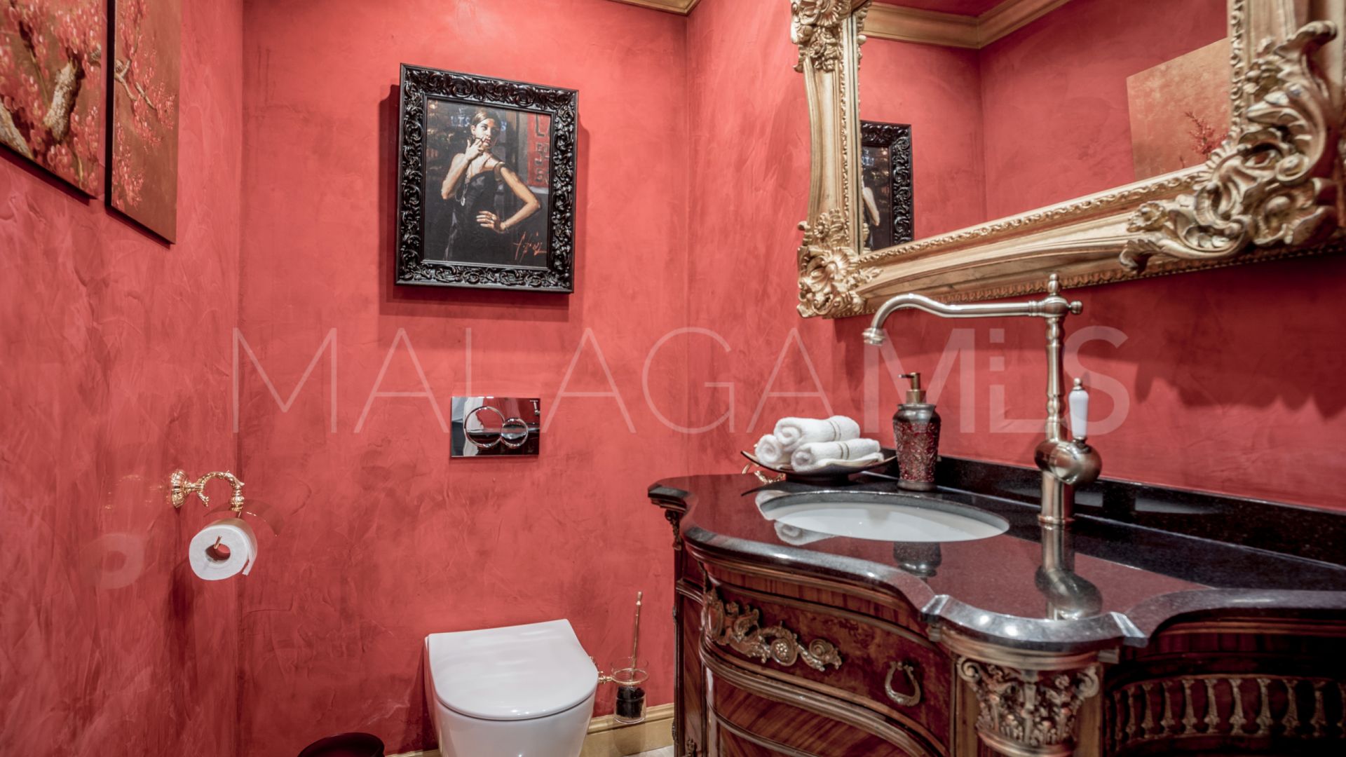 Adosado for sale de 4 bedrooms in Marbella Centro