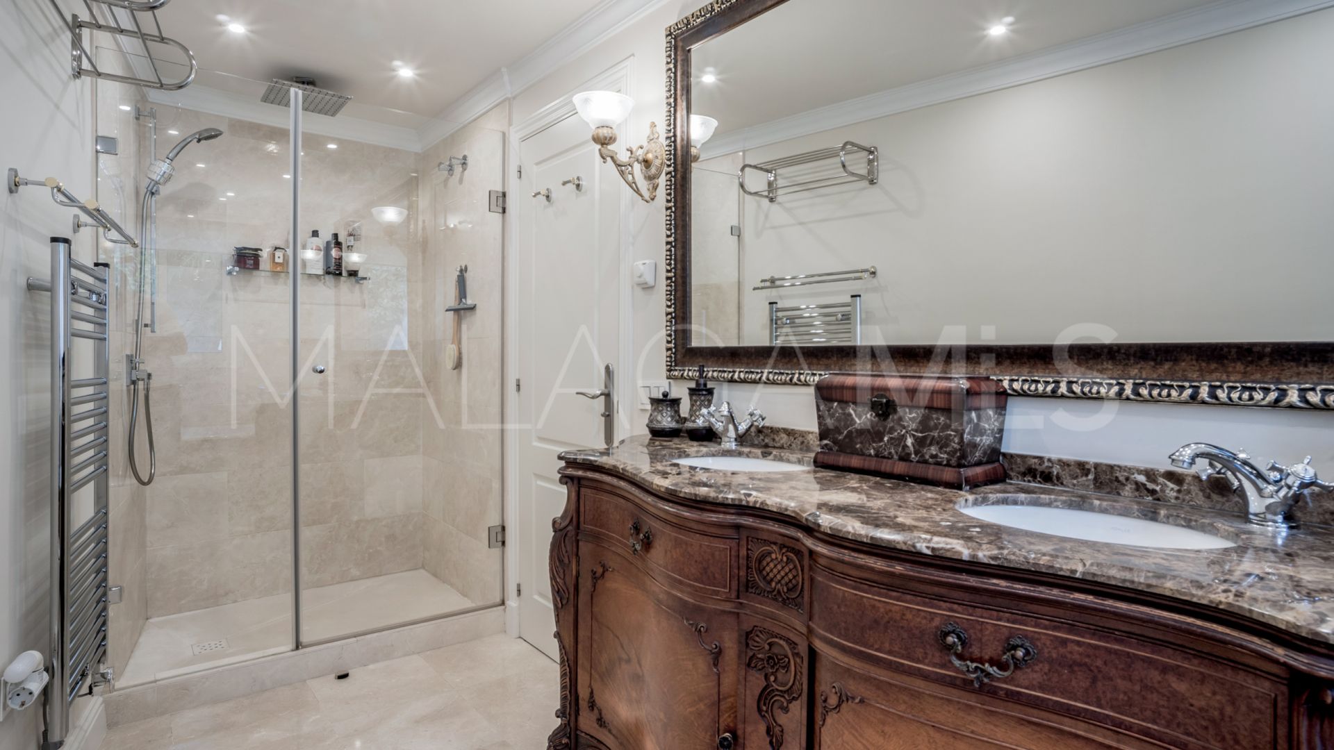 Adosado for sale de 4 bedrooms in Marbella Centro