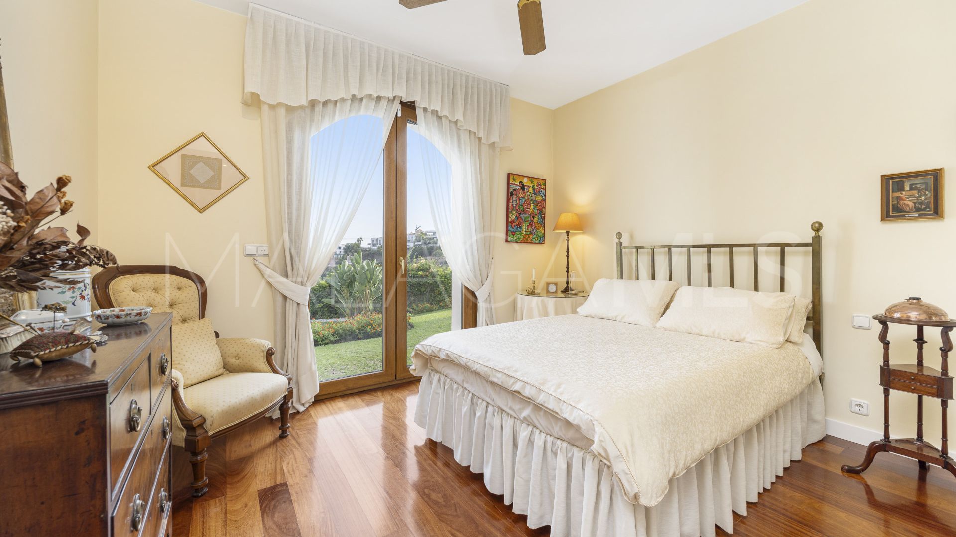 Villa for sale in Los Flamingos Golf